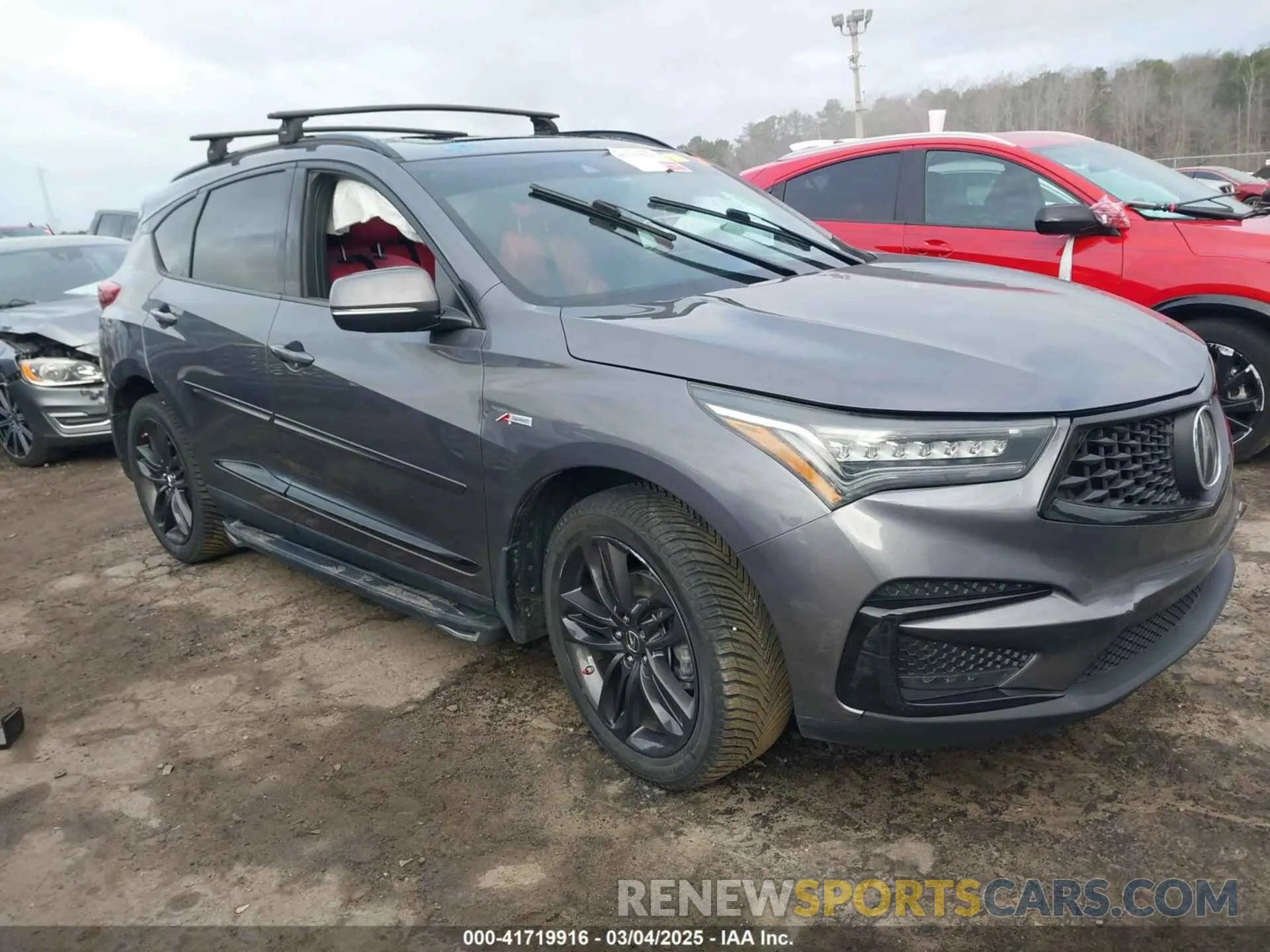 1 Photograph of a damaged car 5J8TC2H63KL028466 ACURA RDX 2019