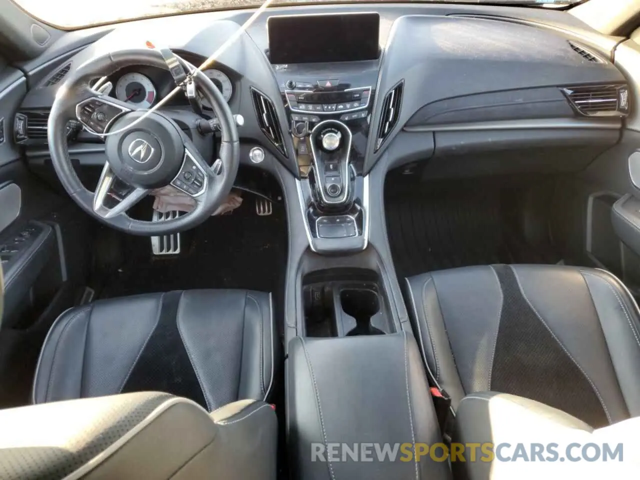 8 Photograph of a damaged car 5J8TC2H64KL016875 ACURA RDX 2019