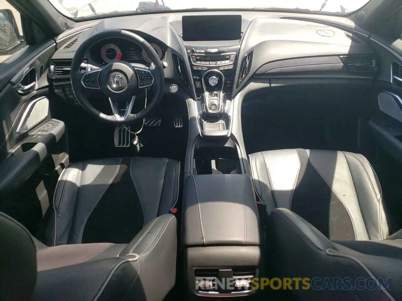 8 Photograph of a damaged car 5J8TC2H65KL037329 ACURA RDX 2019