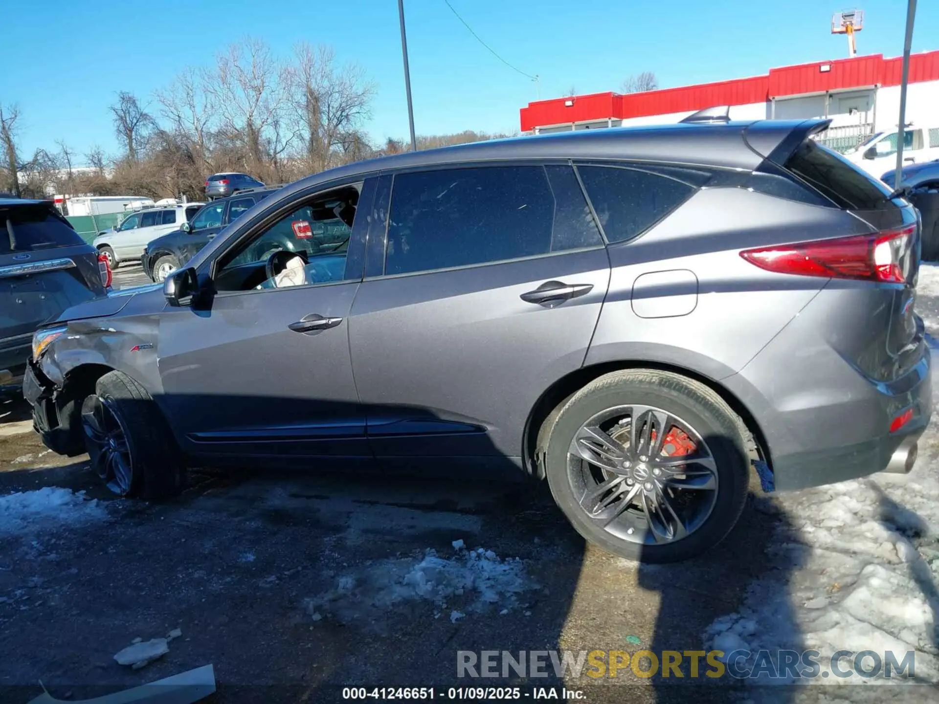 14 Photograph of a damaged car 5J8TC2H66KL028493 ACURA RDX 2019