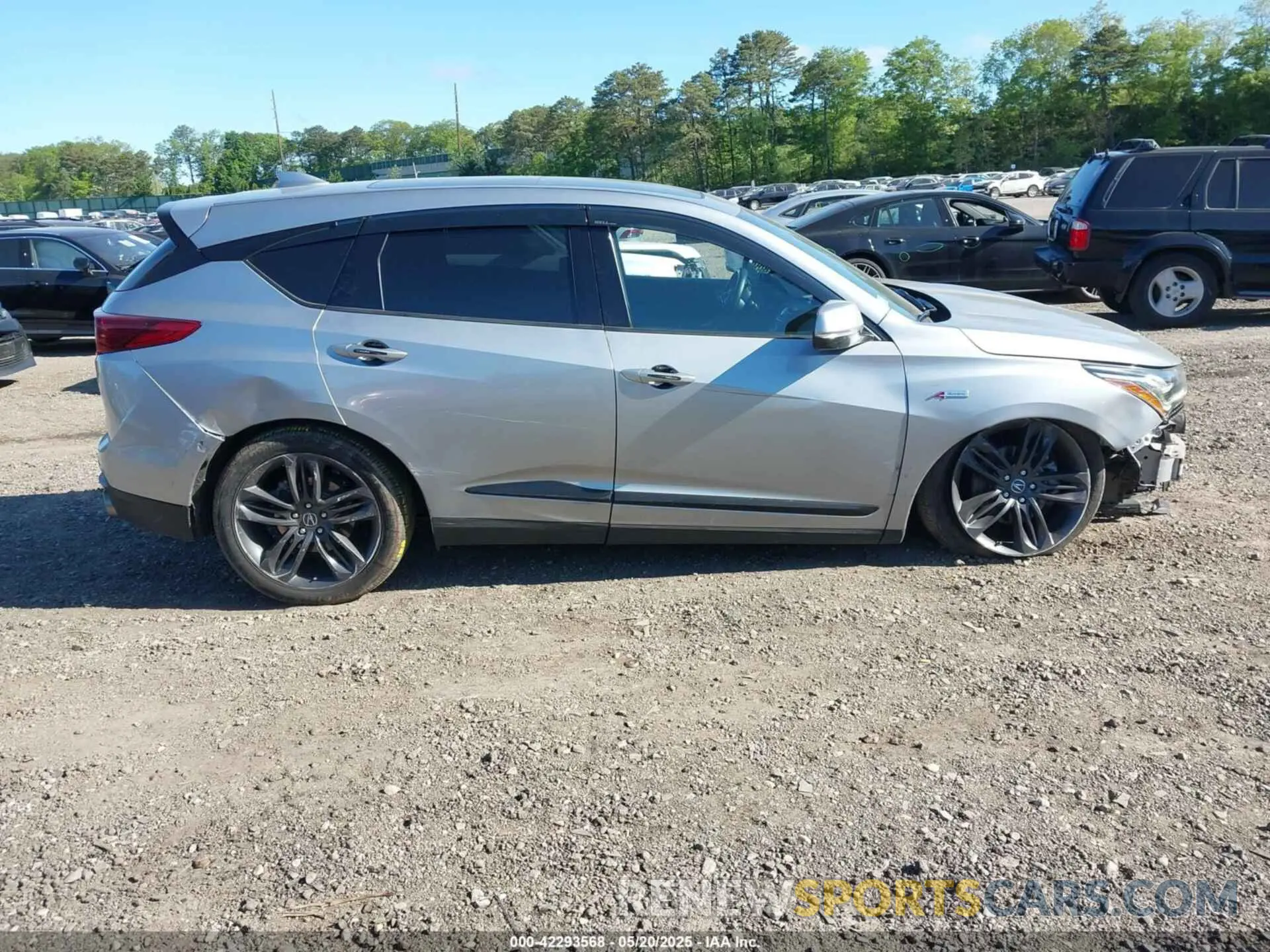 13 Photograph of a damaged car 5J8TC2H66KL034326 ACURA RDX 2019