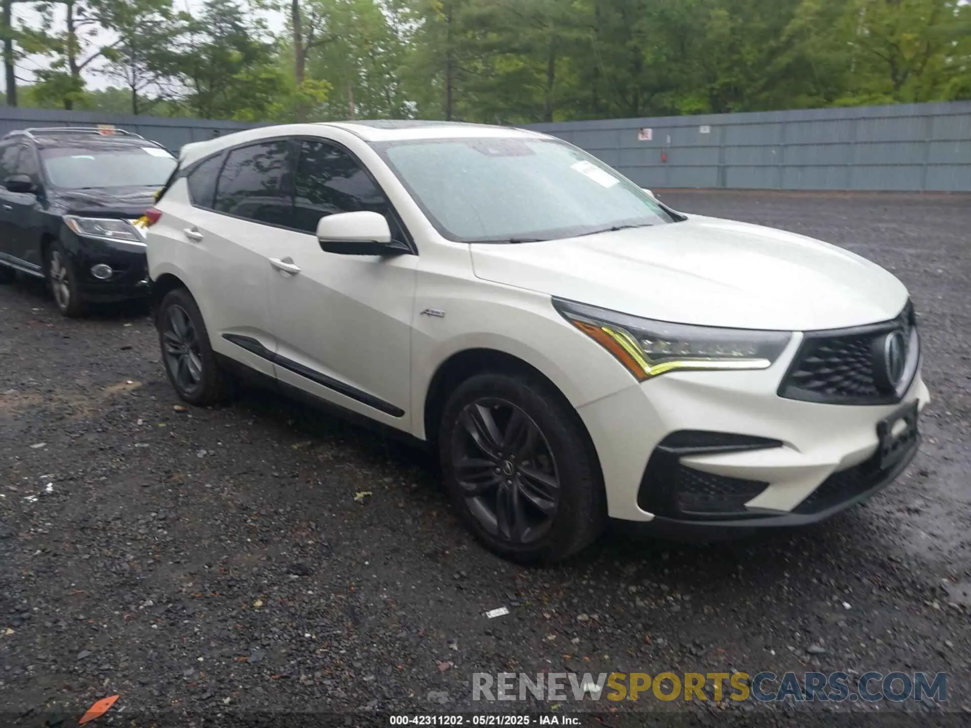 1 Photograph of a damaged car 5J8TC2H68KL001165 ACURA RDX 2019