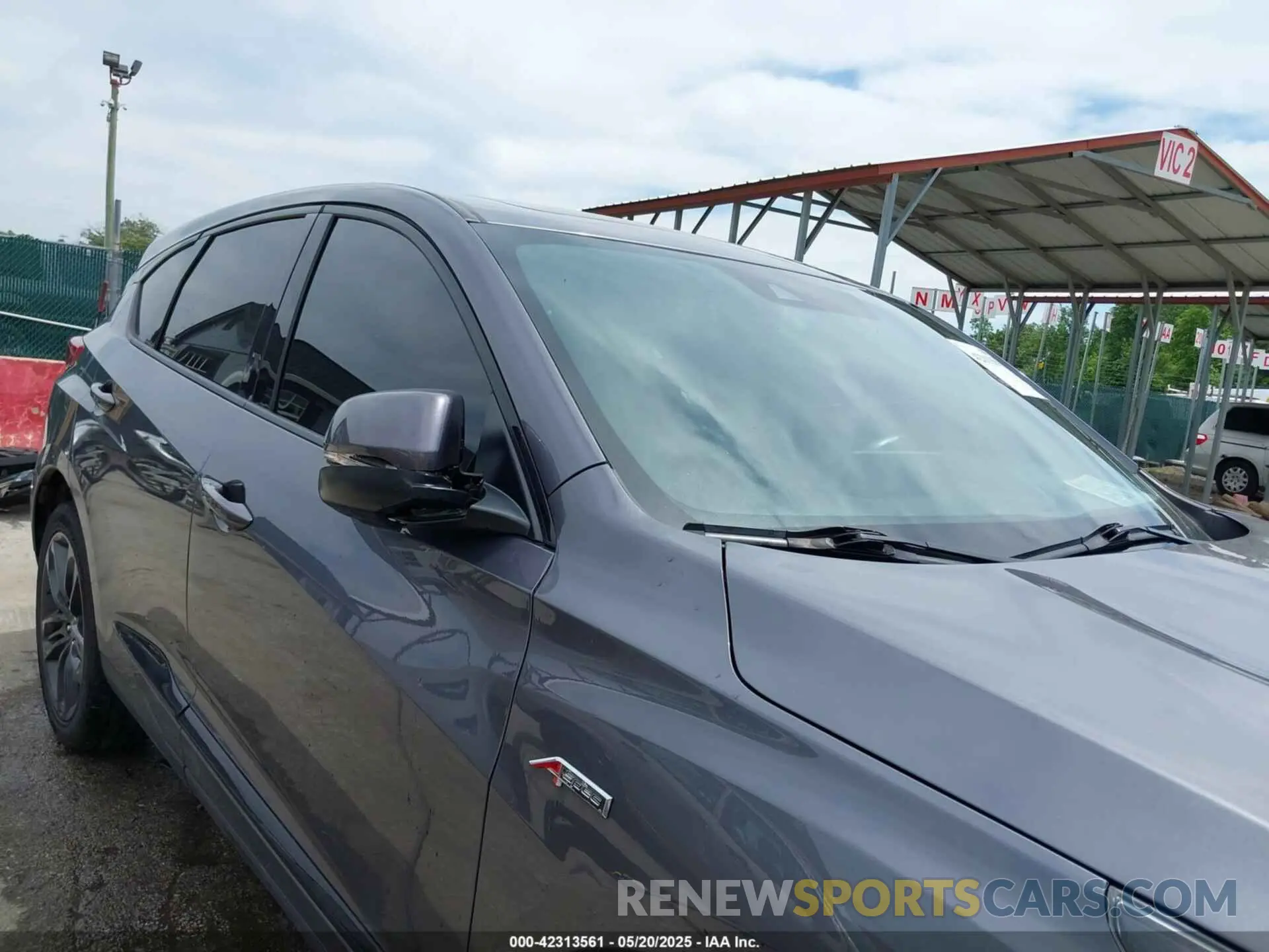 6 Photograph of a damaged car 5J8TC2H68KL013445 ACURA RDX 2019