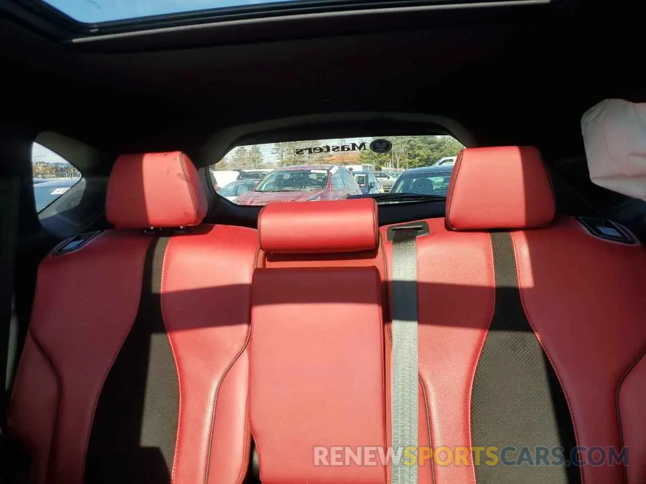 10 Photograph of a damaged car 5J8TC2H68KL016975 ACURA RDX 2019