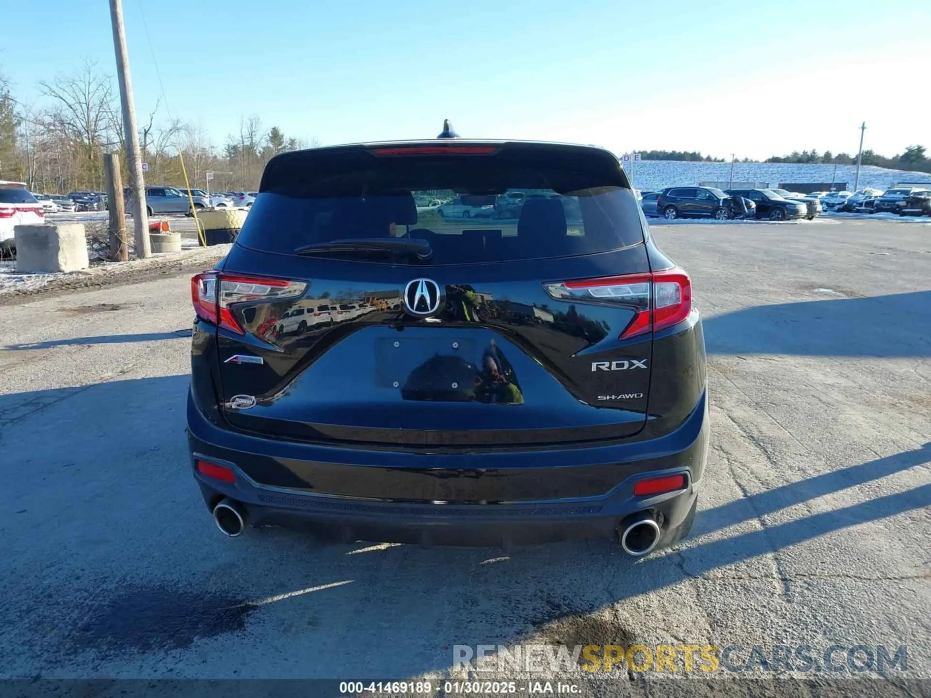 16 Photograph of a damaged car 5J8TC2H69KL005175 ACURA RDX 2019