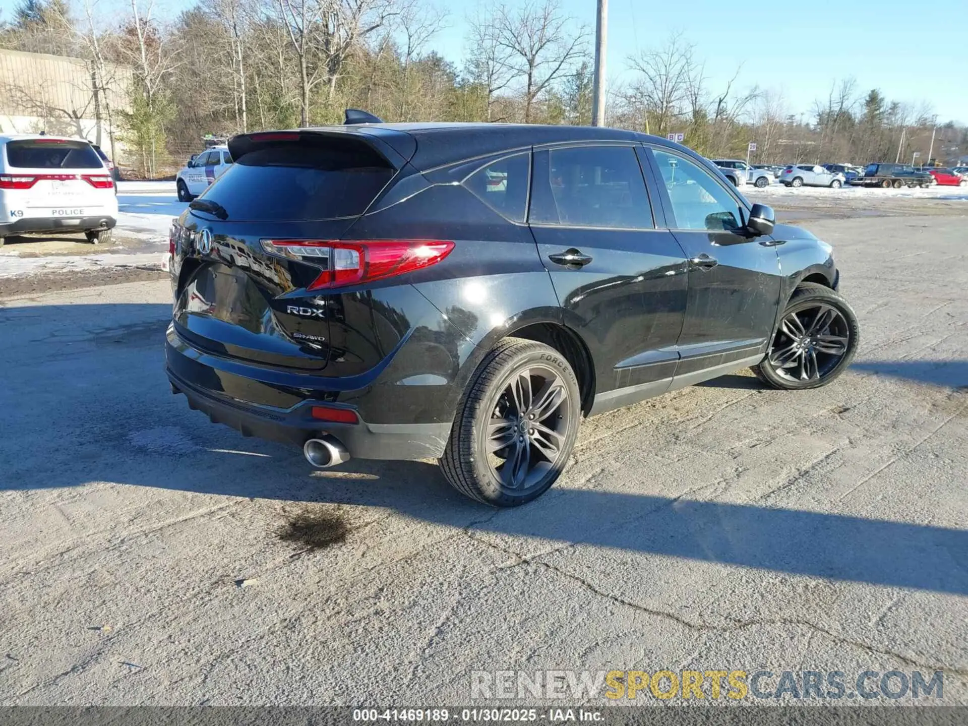 4 Photograph of a damaged car 5J8TC2H69KL005175 ACURA RDX 2019