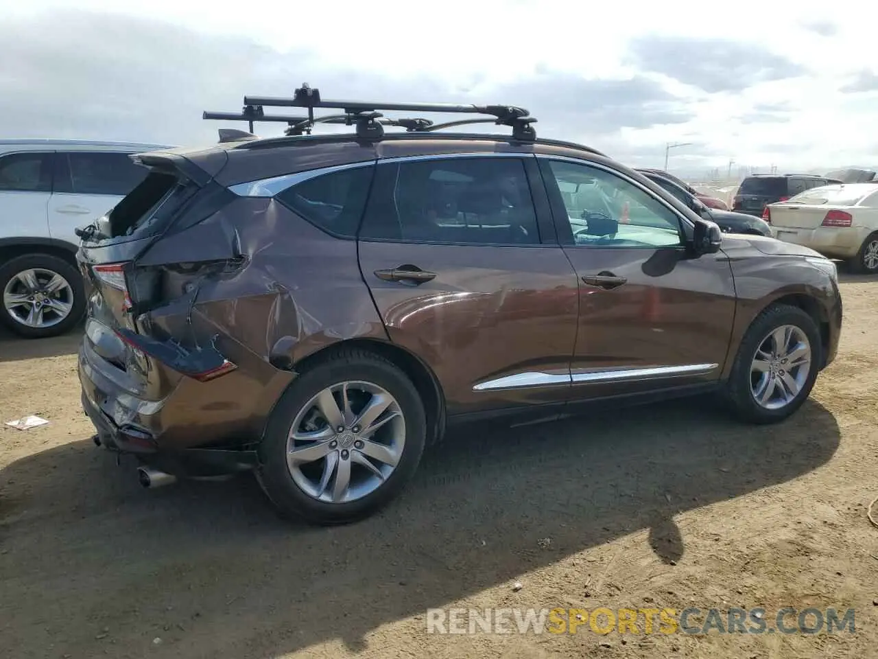 3 Photograph of a damaged car 5J8TC2H70KL023590 ACURA RDX 2019