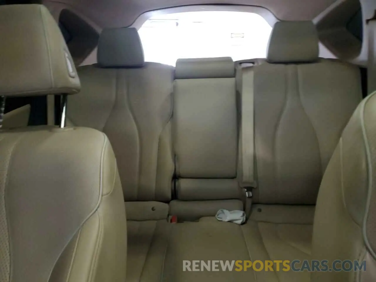 10 Photograph of a damaged car 5J8TC2H72KL014244 ACURA RDX 2019