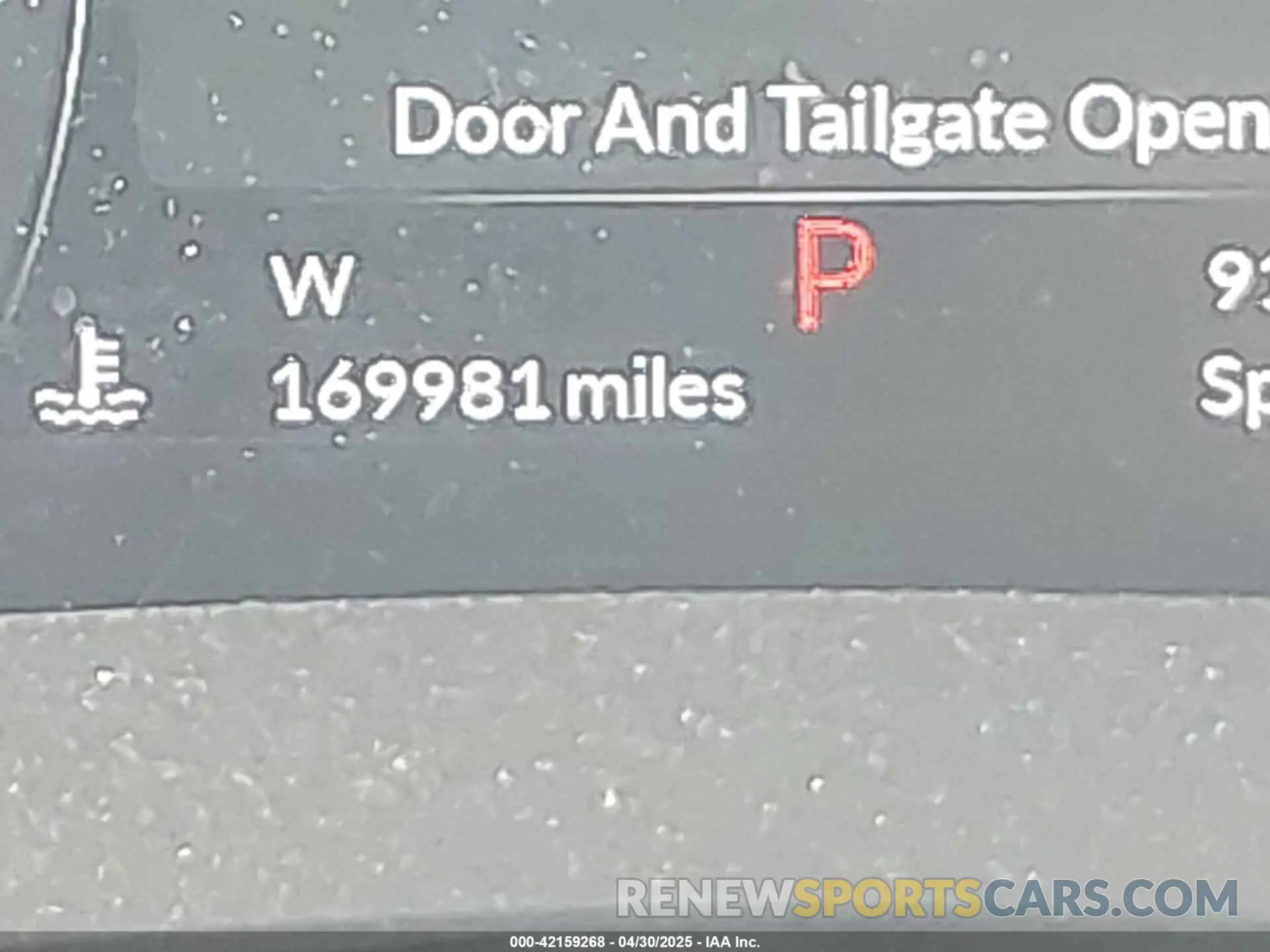 15 Photograph of a damaged car 5J8TC2H75KL000905 ACURA RDX 2019