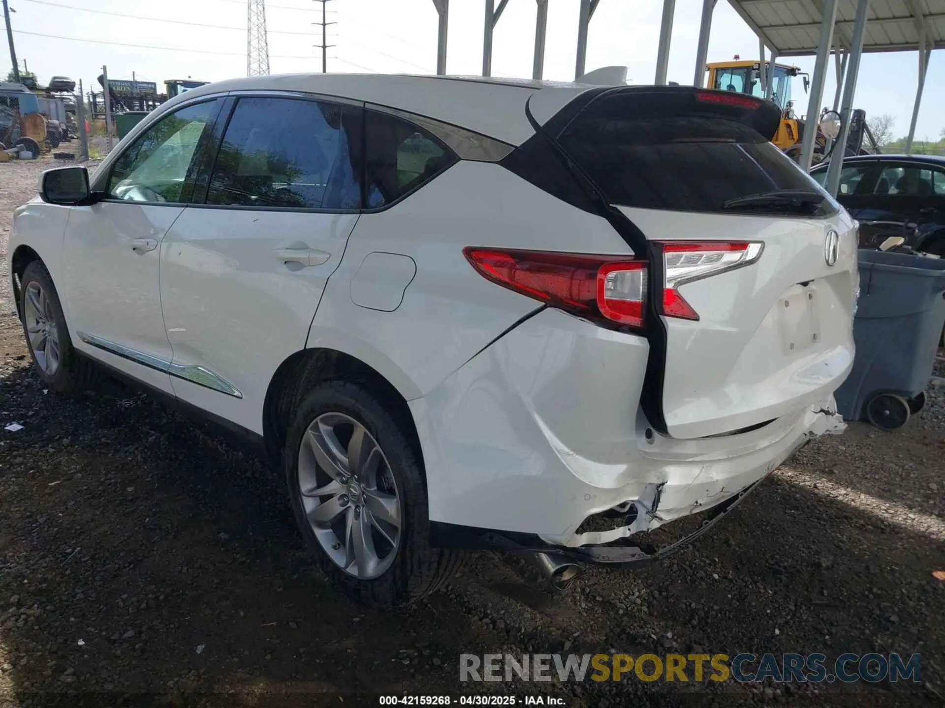 3 Photograph of a damaged car 5J8TC2H75KL000905 ACURA RDX 2019