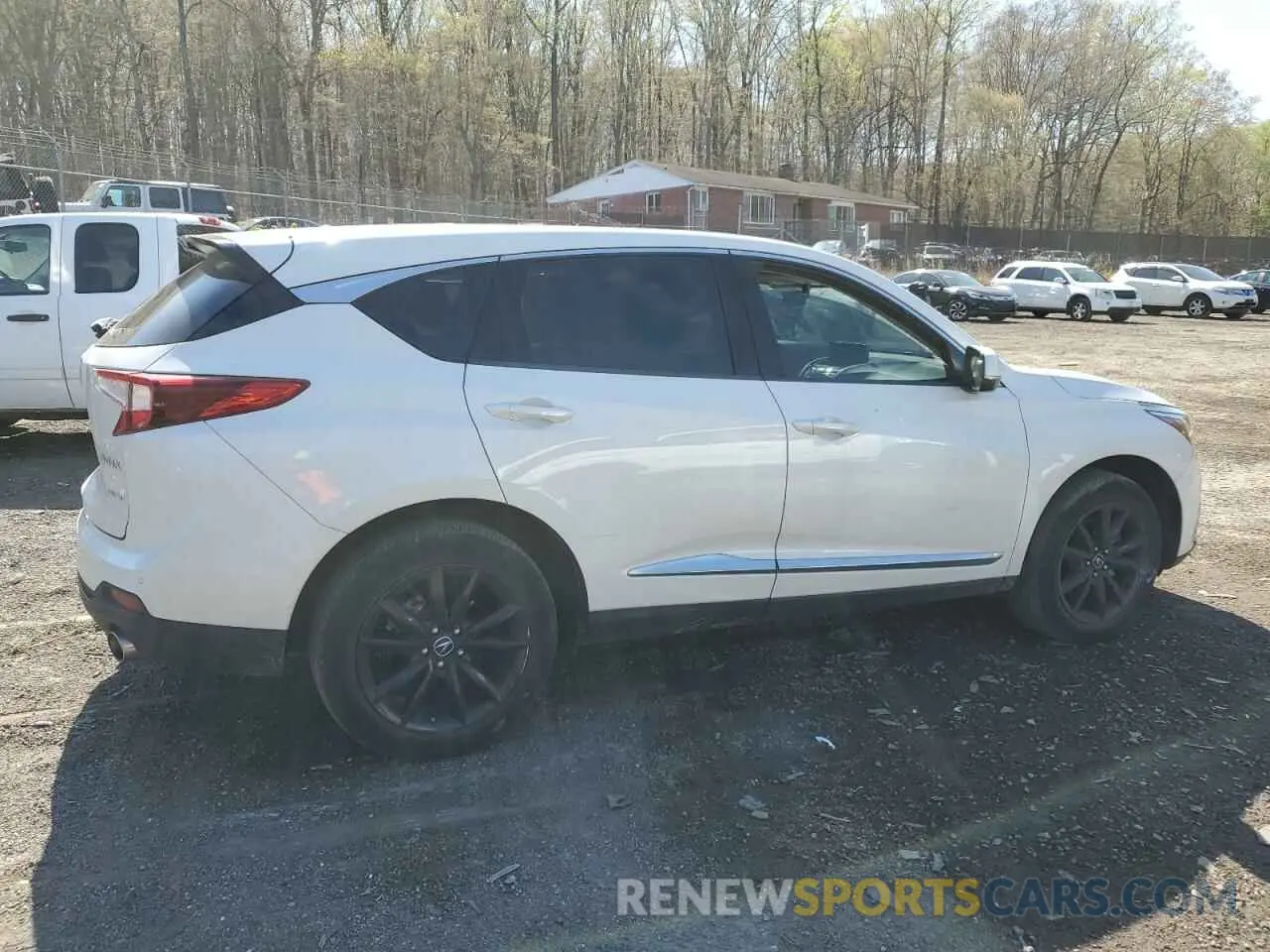 3 Photograph of a damaged car 5J8TC2H77KL015017 ACURA RDX 2019