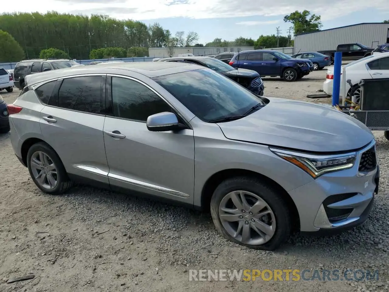 4 Photograph of a damaged car 5J8TC2H79KL038895 ACURA RDX 2019
