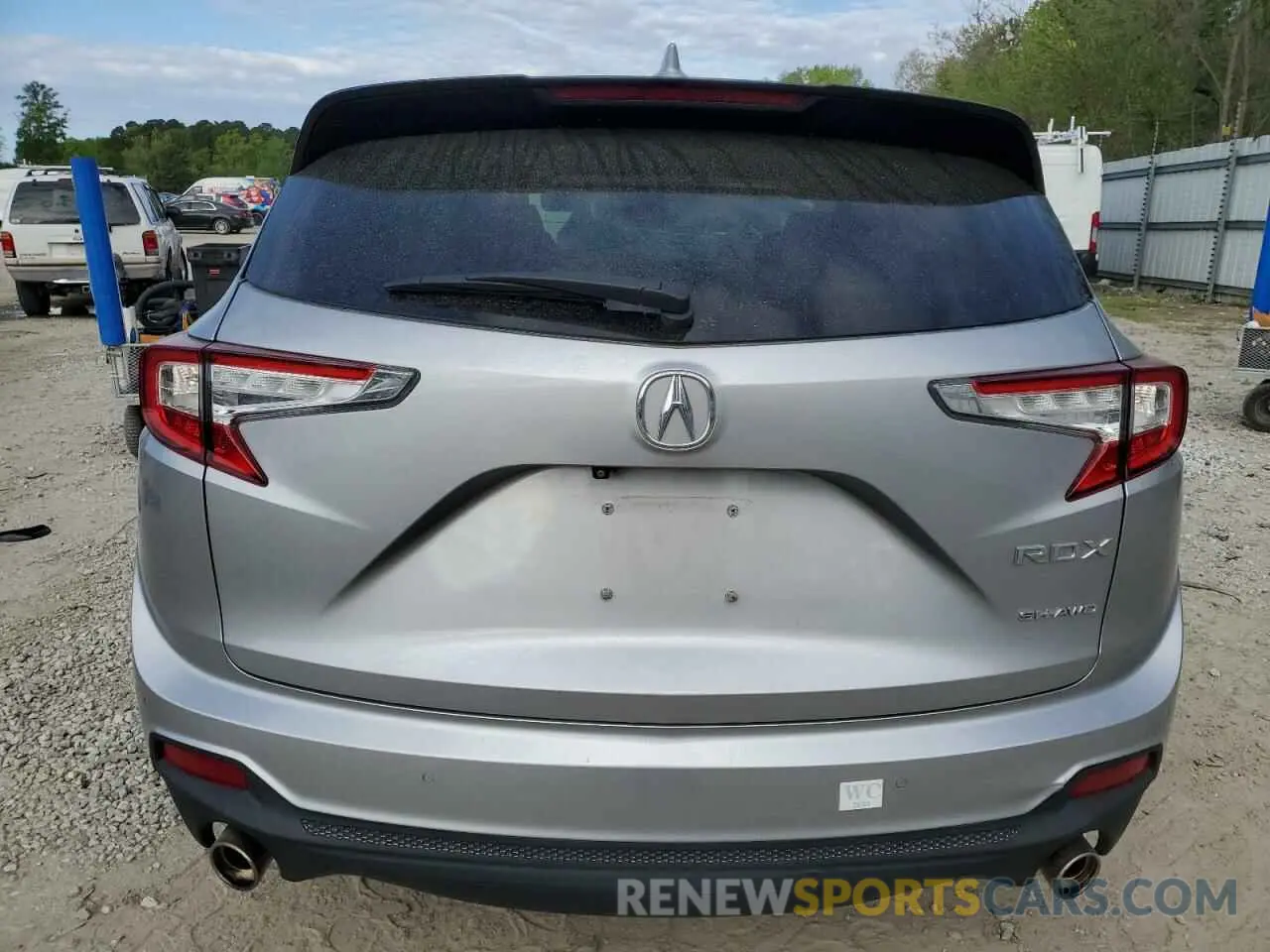 6 Photograph of a damaged car 5J8TC2H79KL038895 ACURA RDX 2019