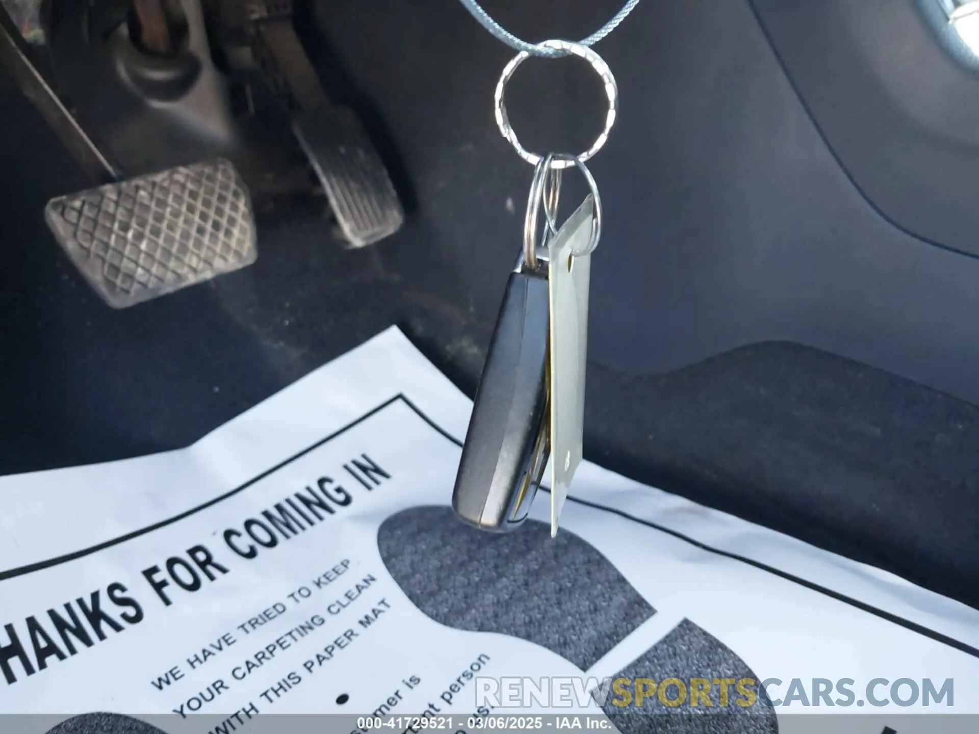 11 Photograph of a damaged car 5J8TC2H7XKL017554 ACURA RDX 2019