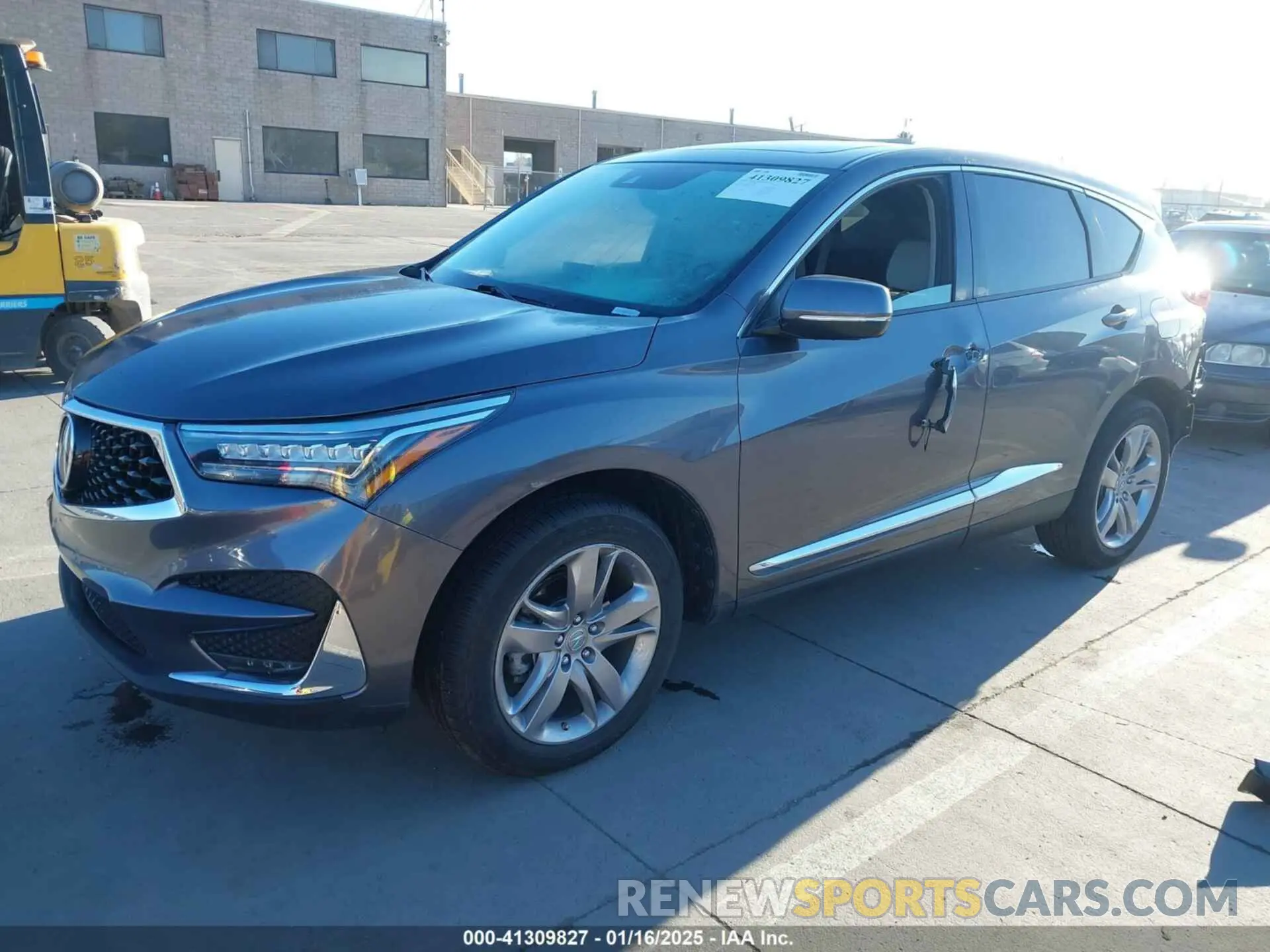 2 Photograph of a damaged car 5J8TC2H7XKL027386 ACURA RDX 2019
