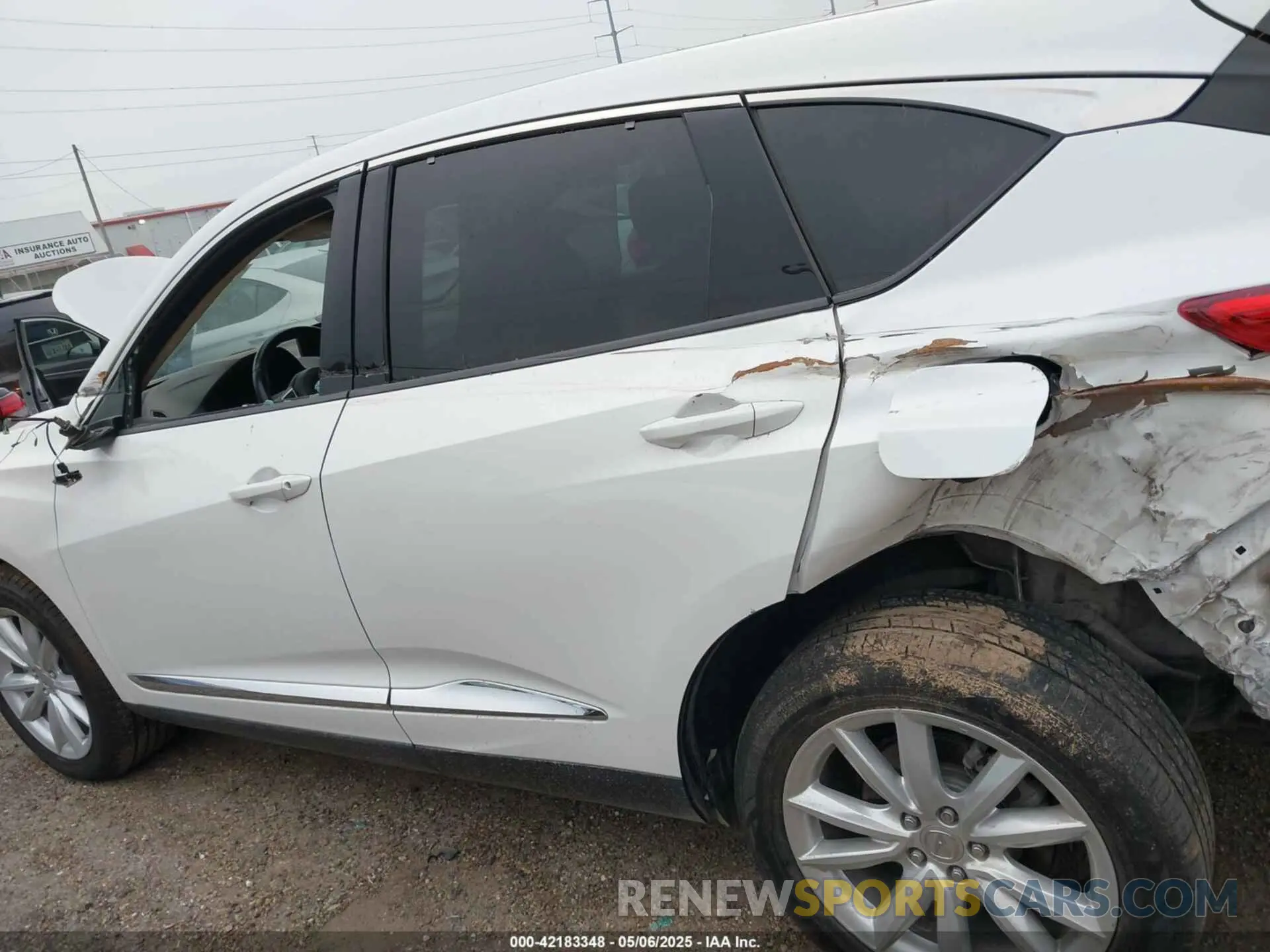 14 Photograph of a damaged car 5J8TC1H36LL008326 ACURA RDX 2020