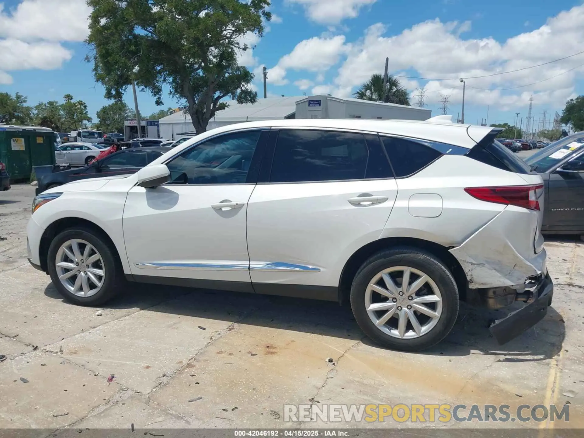 14 Photograph of a damaged car 5J8TC1H3XLL007356 ACURA RDX 2020