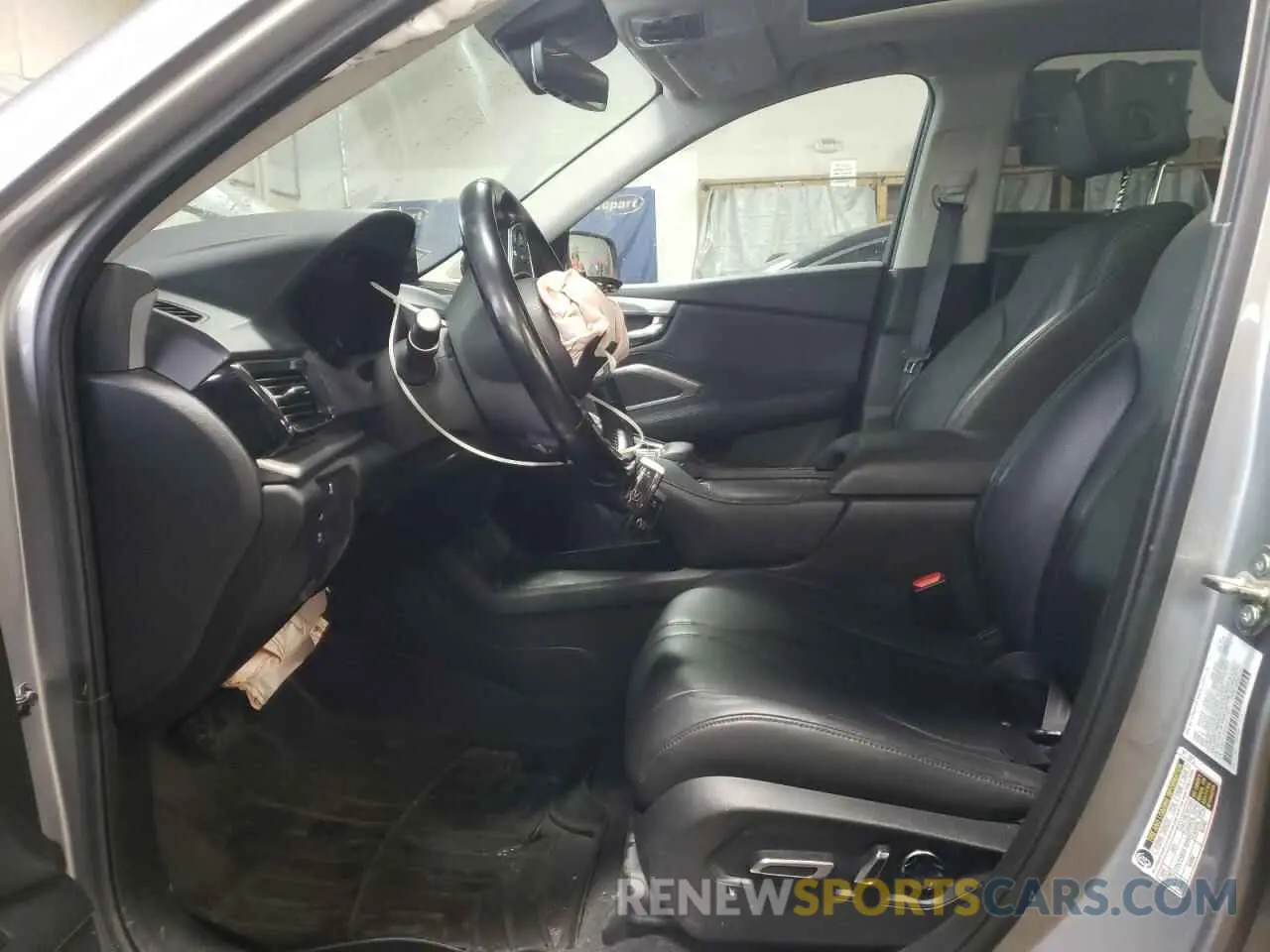 7 Photograph of a damaged car 5J8TC1H3XLL017160 ACURA RDX 2020