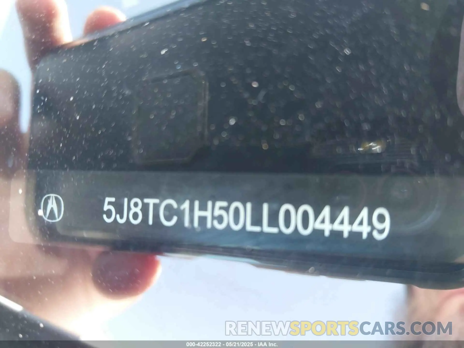 9 Photograph of a damaged car 5J8TC1H50LL004449 ACURA RDX 2020