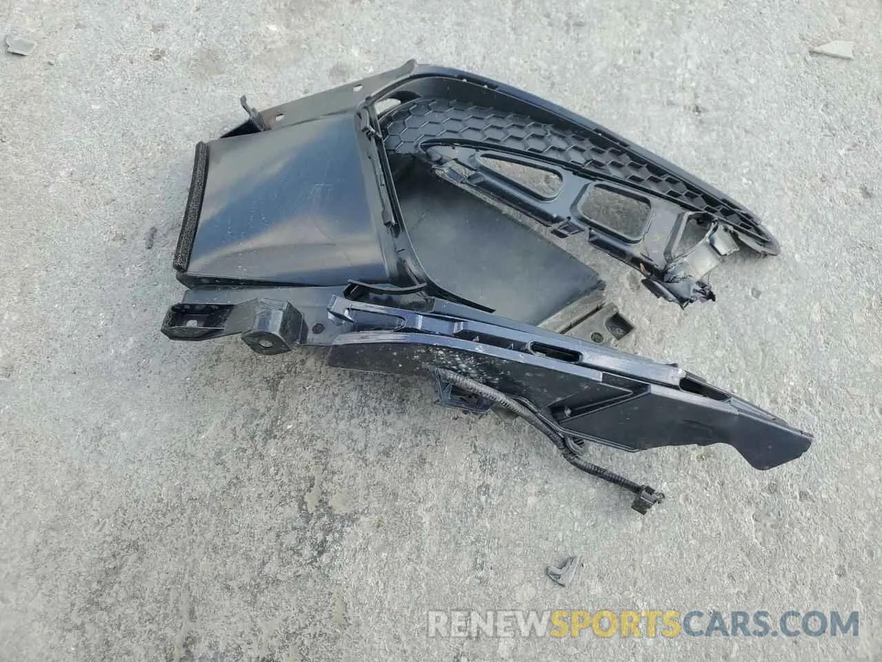13 Photograph of a damaged car 5J8TC1H52LL003061 ACURA RDX 2020