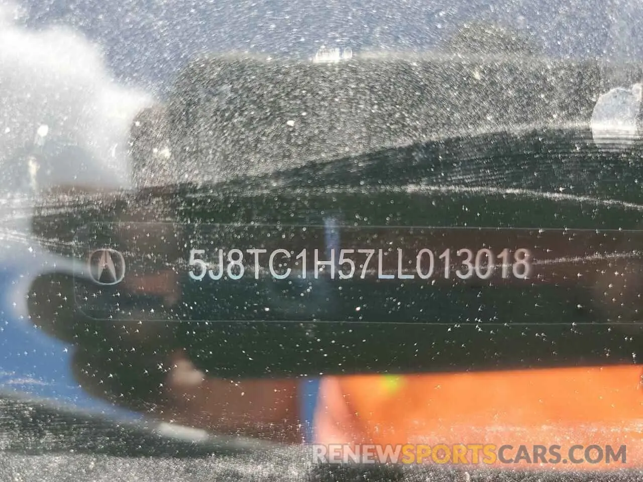 15 Photograph of a damaged car 5J8TC1H57LL013018 ACURA RDX 2020