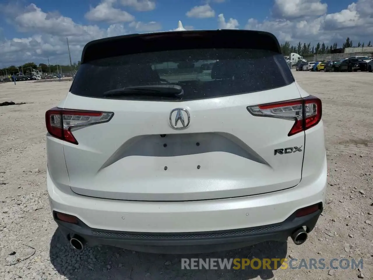 6 Photograph of a damaged car 5J8TC1H57LL013018 ACURA RDX 2020