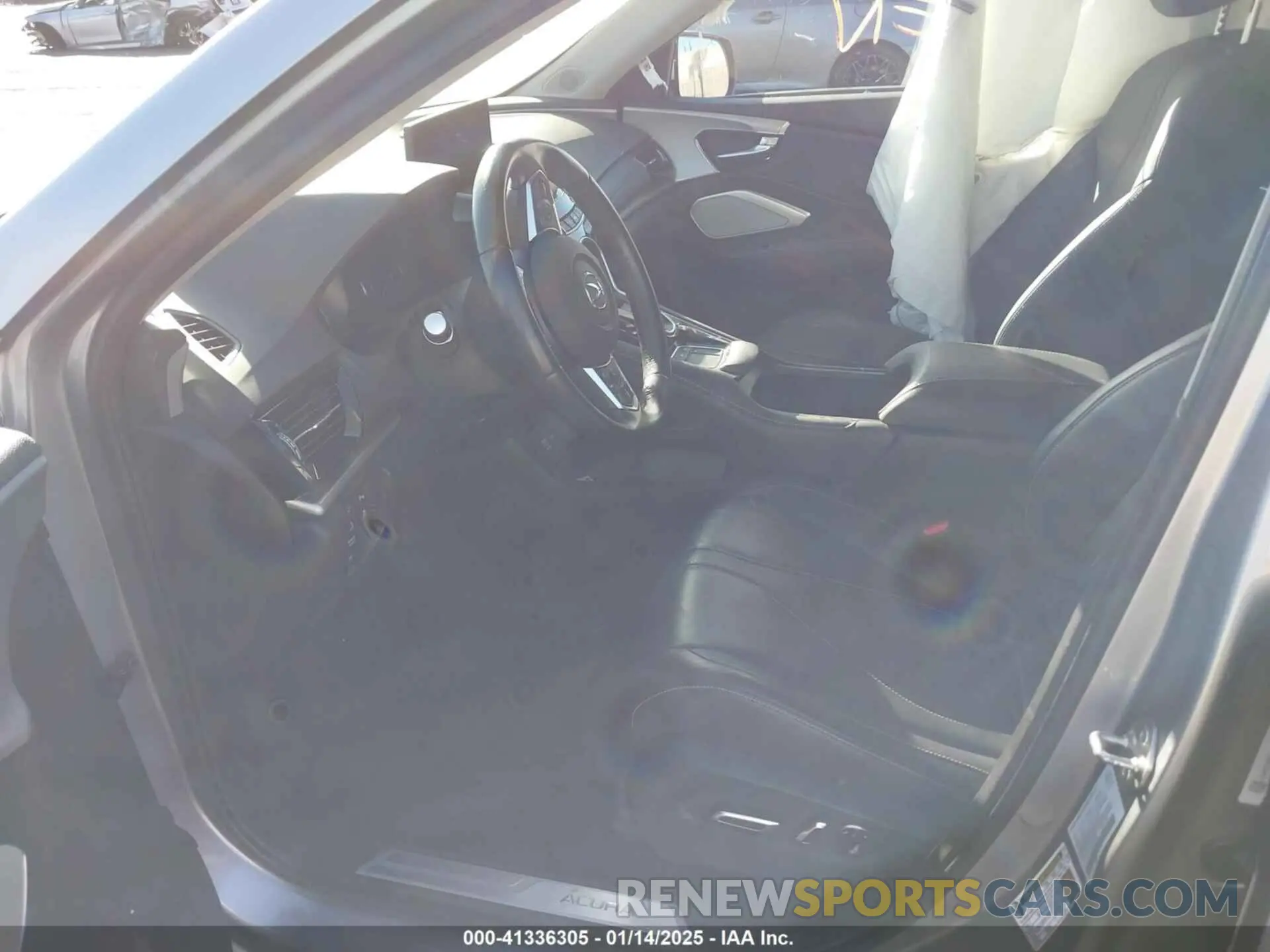 5 Photograph of a damaged car 5J8TC1H58LL008054 ACURA RDX 2020
