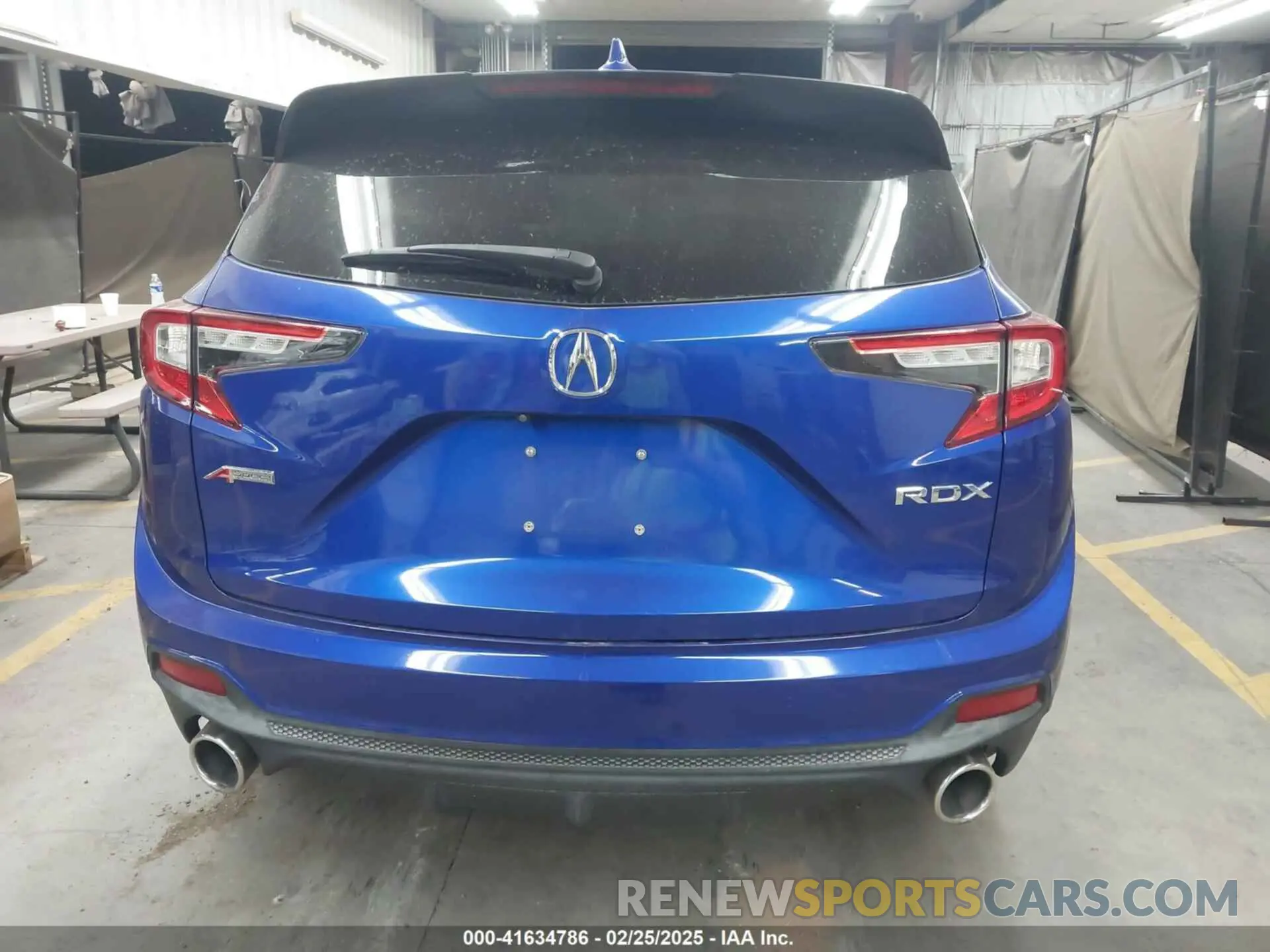 16 Photograph of a damaged car 5J8TC1H60LL014777 ACURA RDX 2020