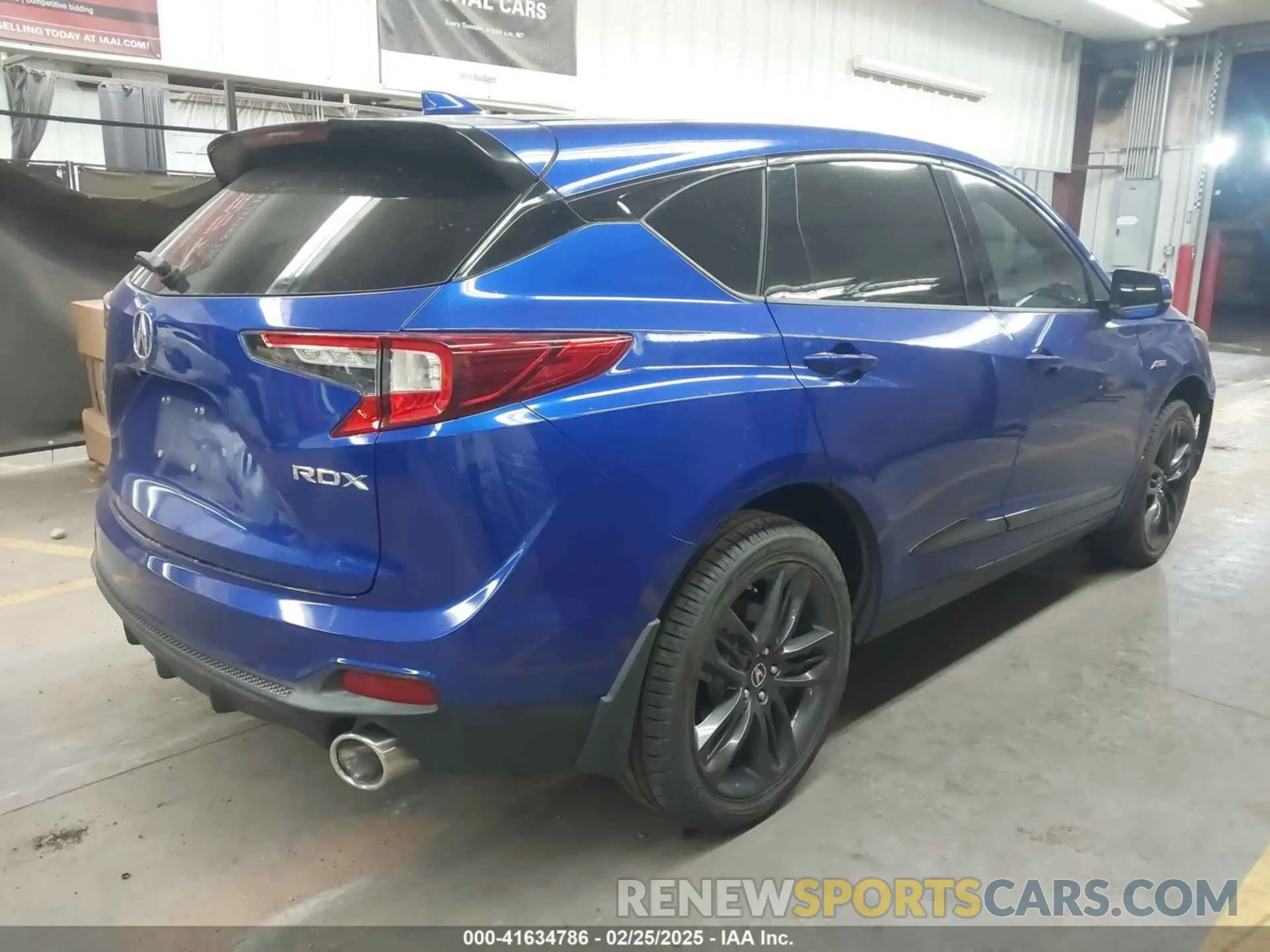 4 Photograph of a damaged car 5J8TC1H60LL014777 ACURA RDX 2020