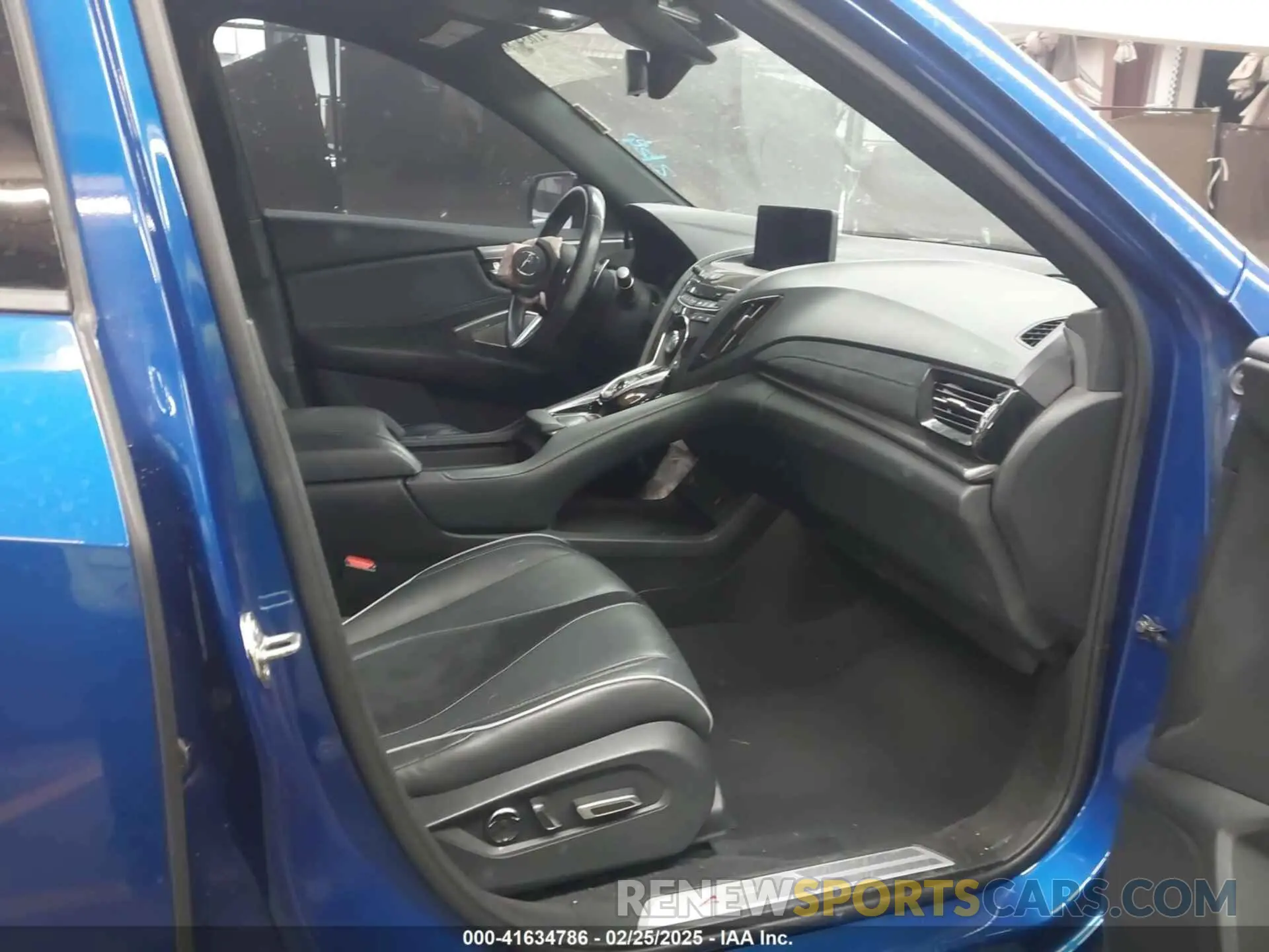 5 Photograph of a damaged car 5J8TC1H60LL014777 ACURA RDX 2020