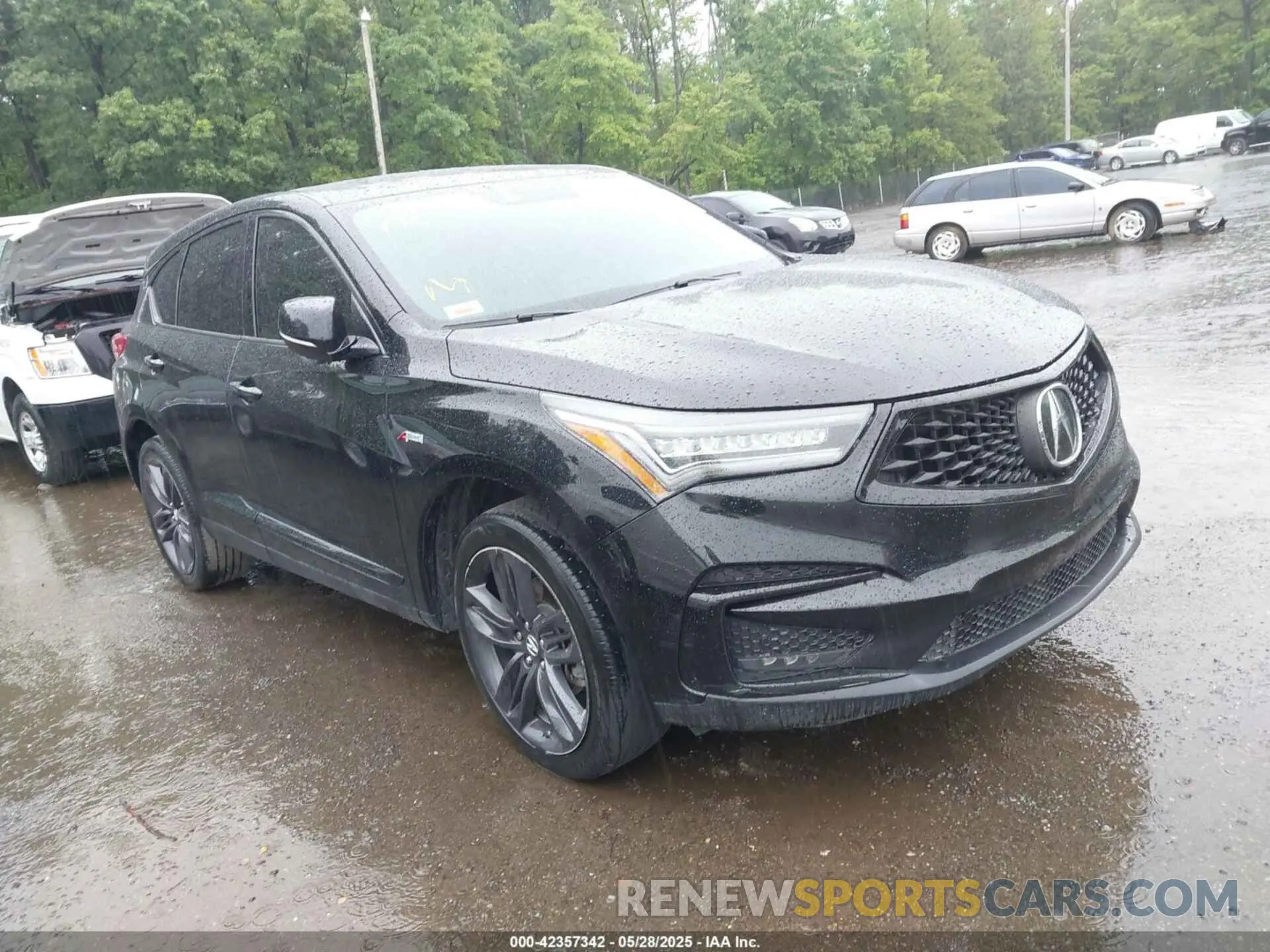1 Photograph of a damaged car 5J8TC1H69LL016530 ACURA RDX 2020