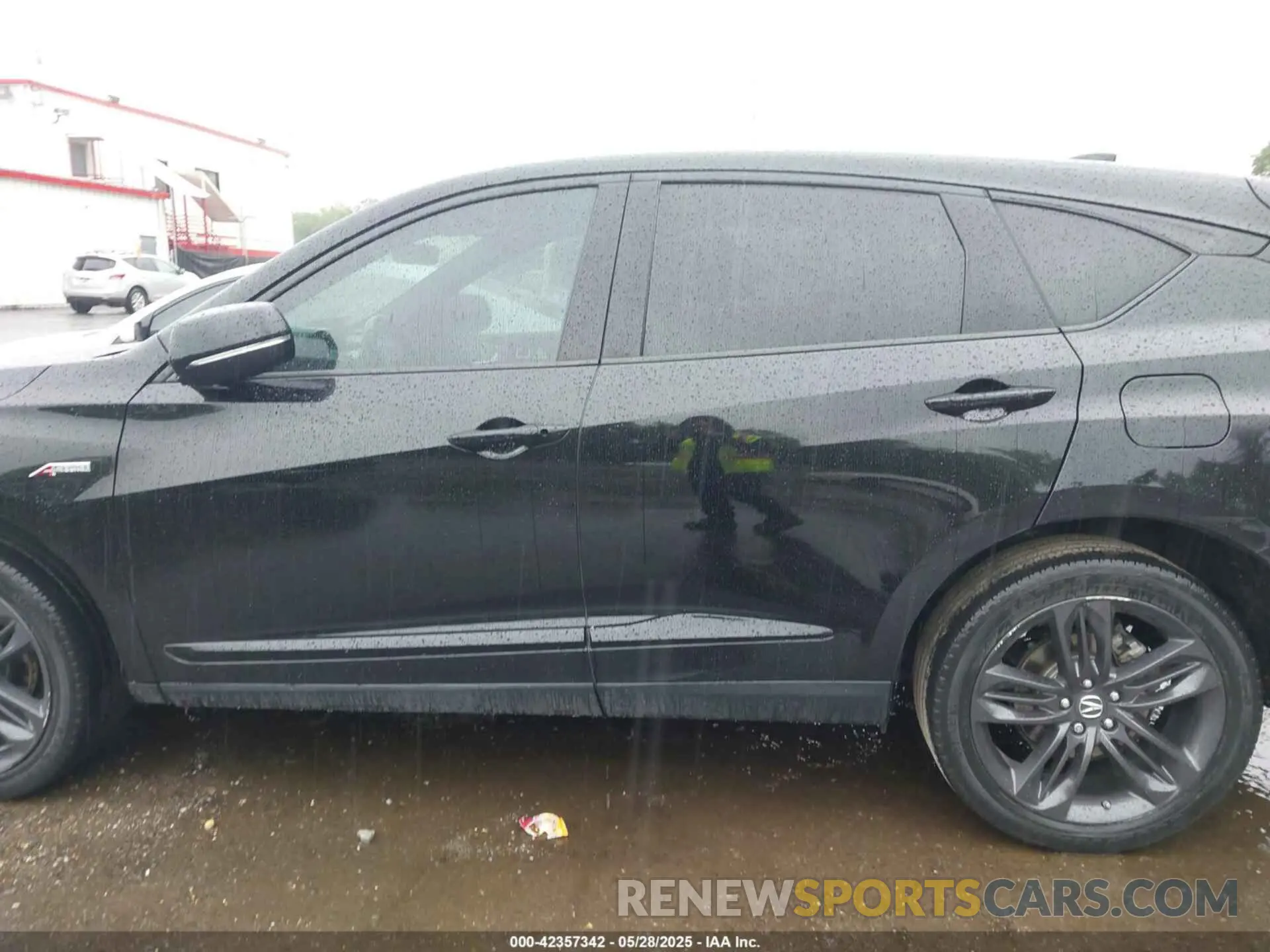 13 Photograph of a damaged car 5J8TC1H69LL016530 ACURA RDX 2020