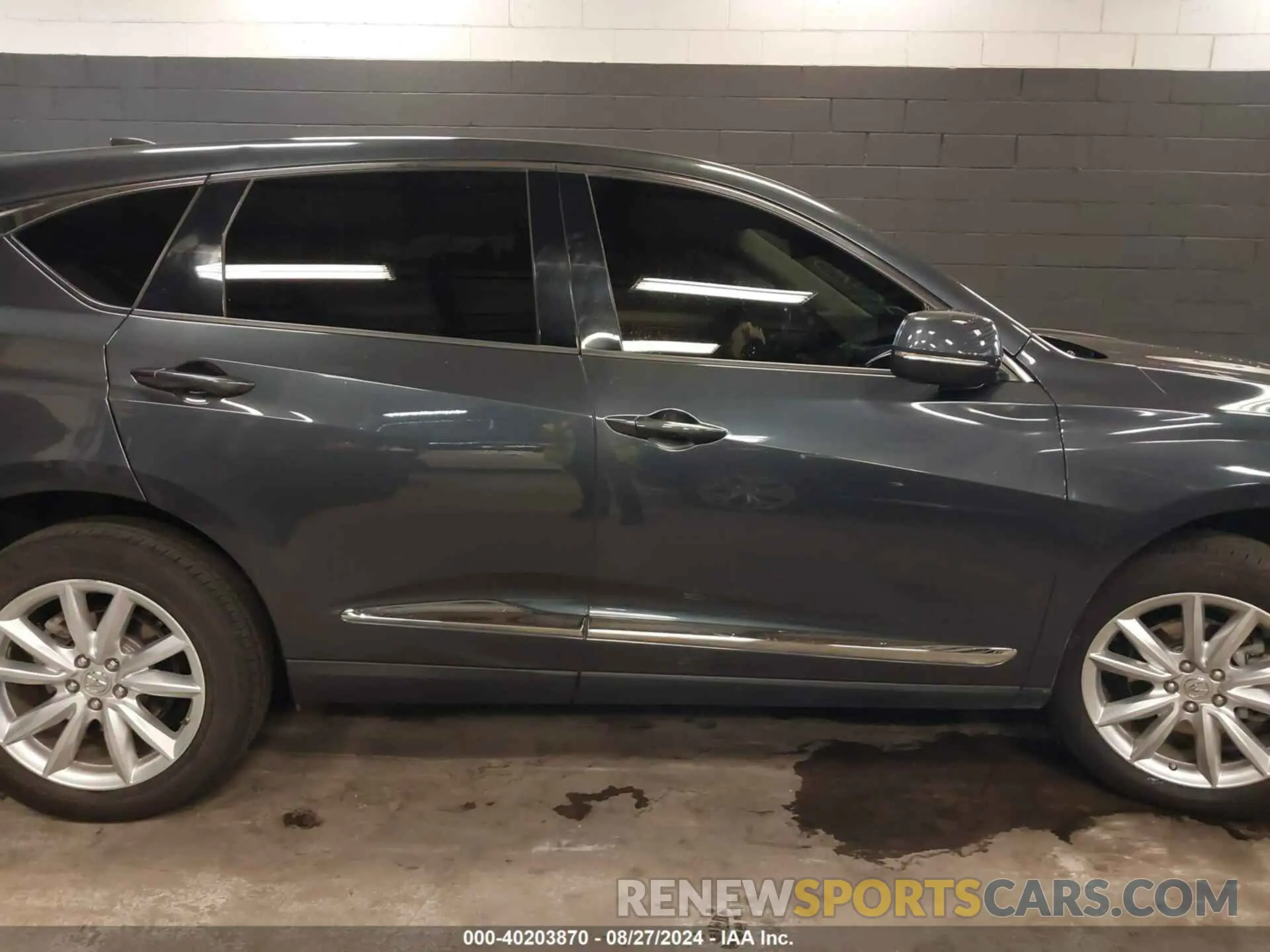 14 Photograph of a damaged car 5J8TC2H31LL027274 ACURA RDX 2020