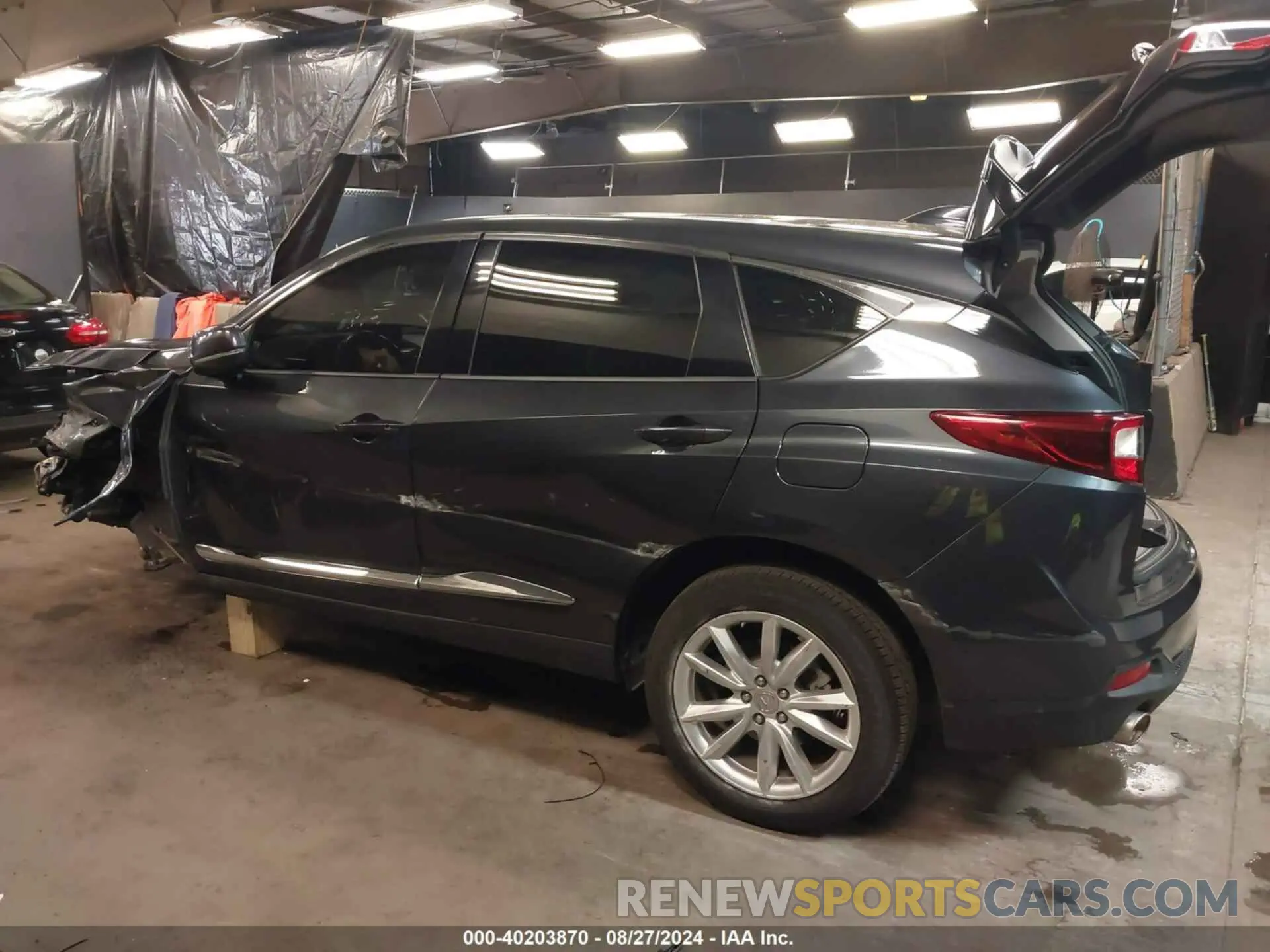 3 Photograph of a damaged car 5J8TC2H31LL027274 ACURA RDX 2020