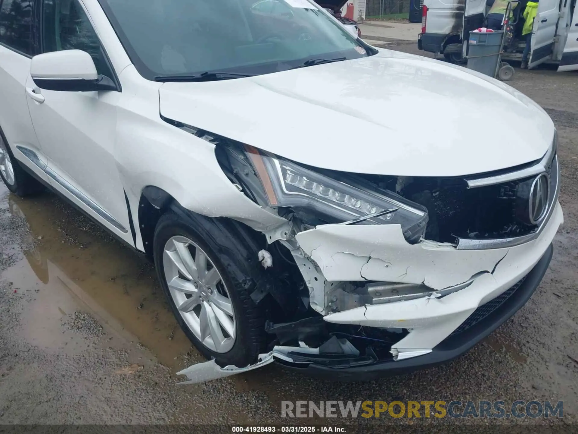 6 Photograph of a damaged car 5J8TC2H37LL013556 ACURA RDX 2020