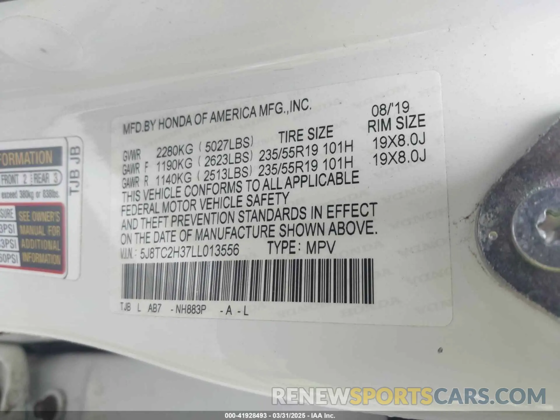 9 Photograph of a damaged car 5J8TC2H37LL013556 ACURA RDX 2020