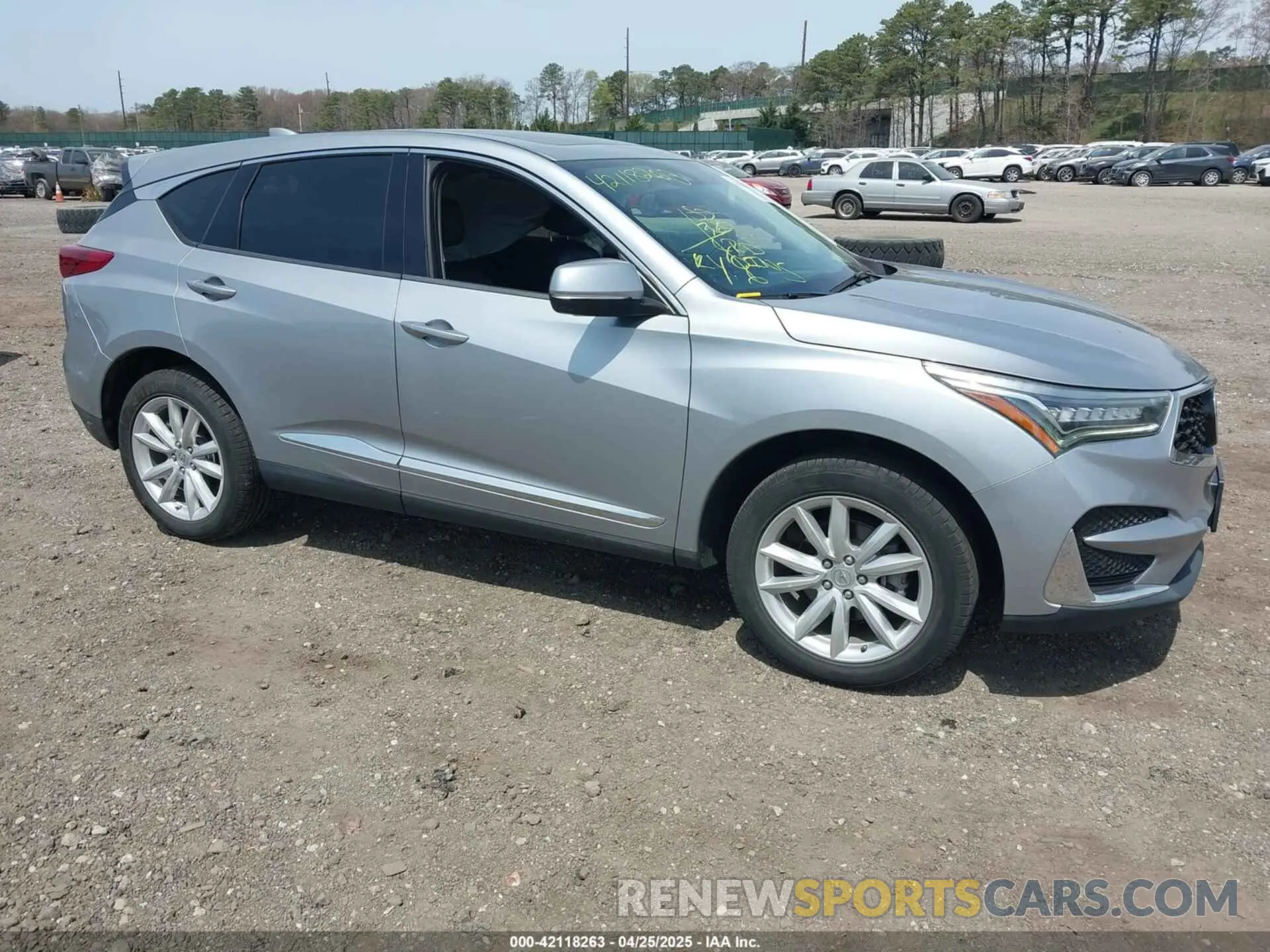 1 Photograph of a damaged car 5J8TC2H39LL007807 ACURA RDX 2020