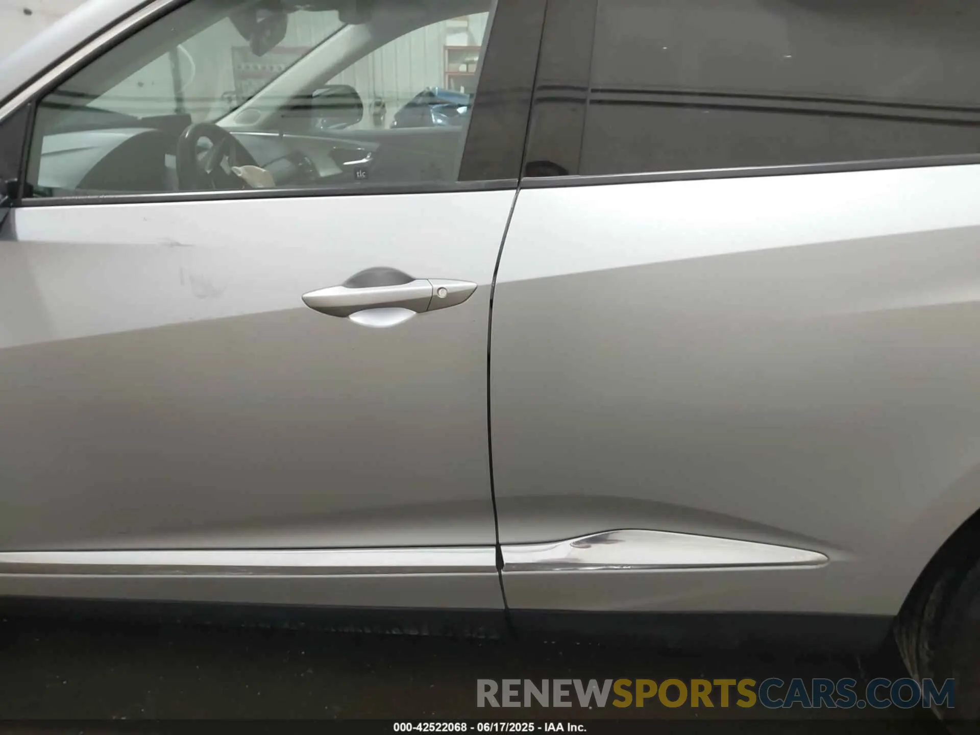 15 Photograph of a damaged car 5J8TC2H3XLL039553 ACURA RDX 2020