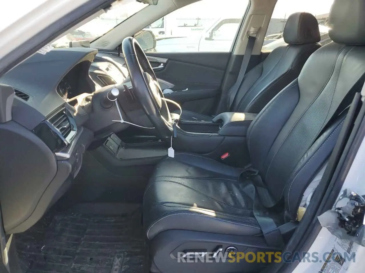 7 Photograph of a damaged car 5J8TC2H50LL030989 ACURA RDX 2020