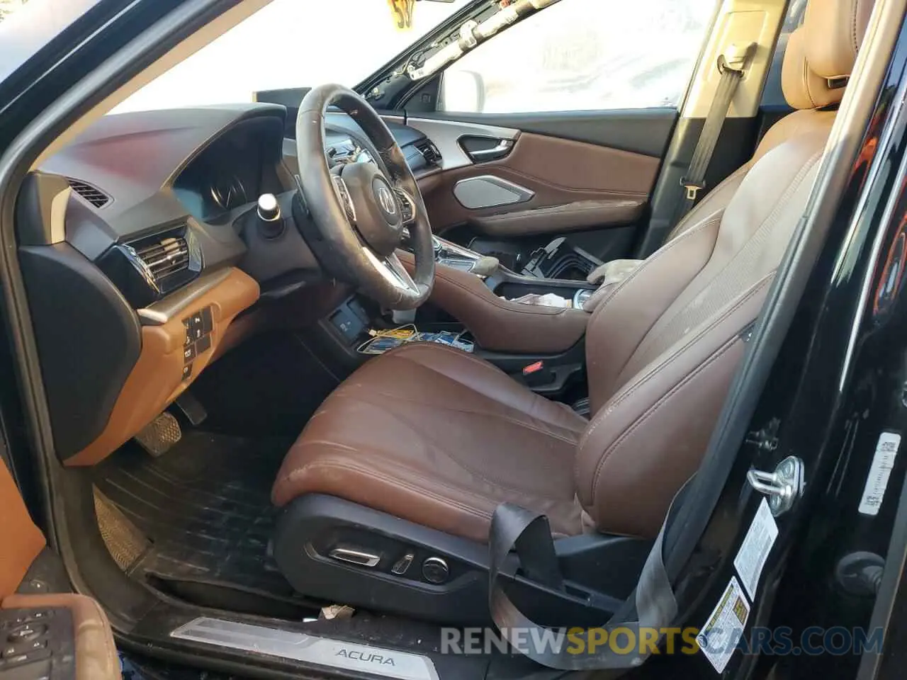 7 Photograph of a damaged car 5J8TC2H52LL002935 ACURA RDX 2020