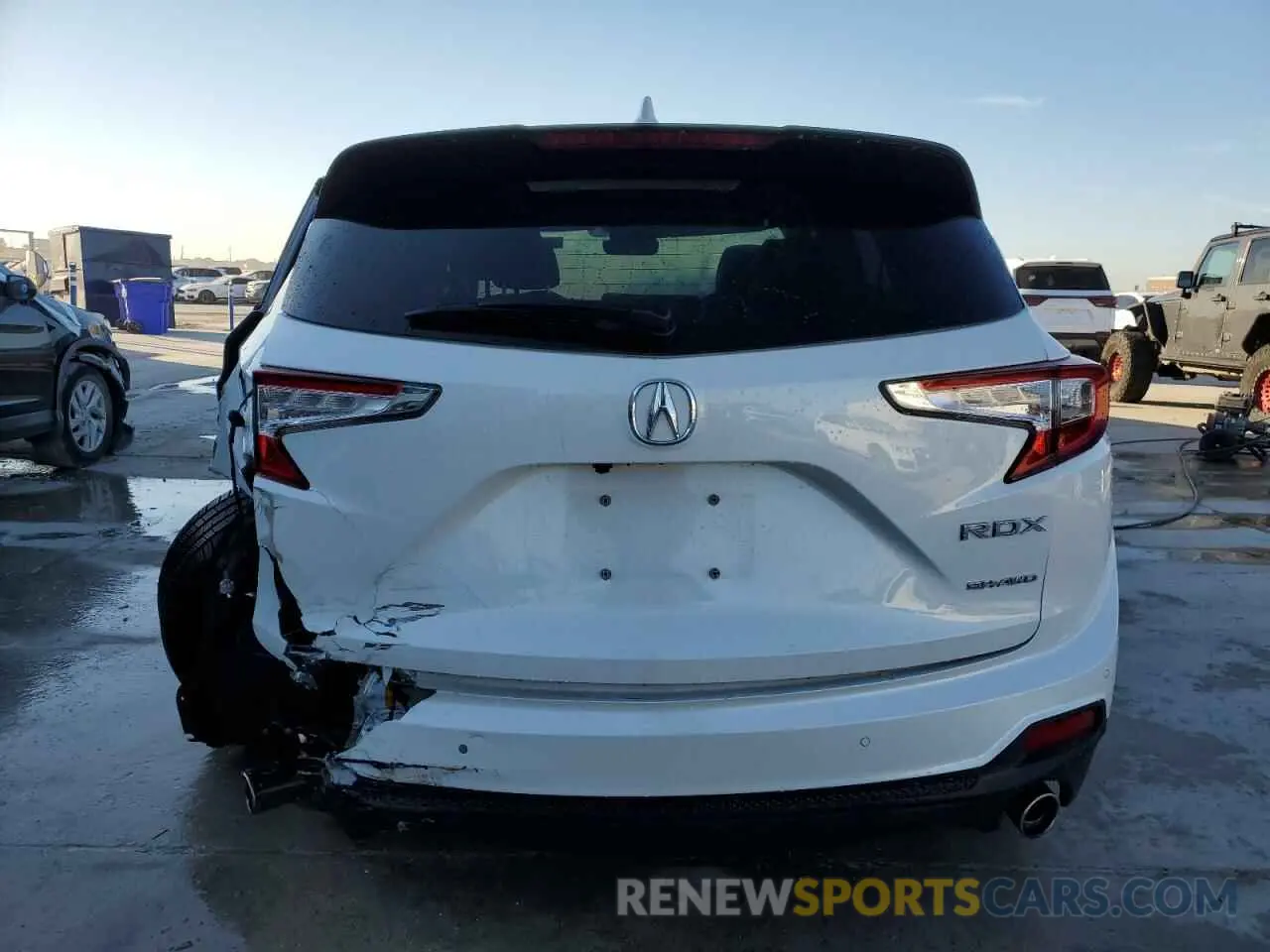 6 Photograph of a damaged car 5J8TC2H52LL011361 ACURA RDX 2020