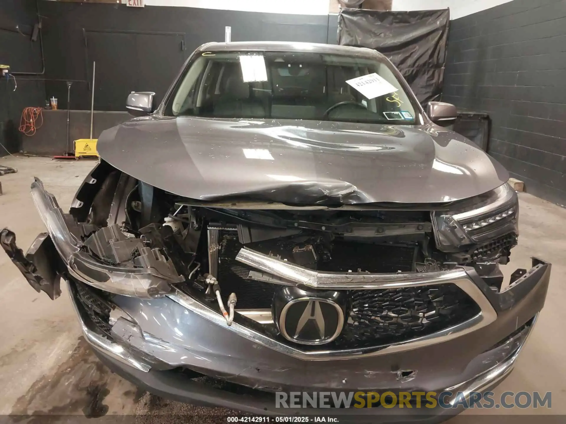6 Photograph of a damaged car 5J8TC2H53LL026919 ACURA RDX 2020