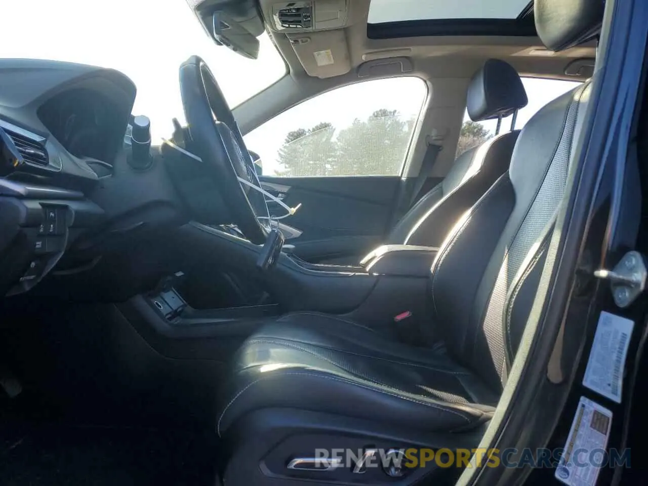 7 Photograph of a damaged car 5J8TC2H54LL013290 ACURA RDX 2020