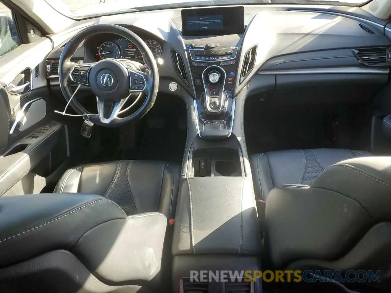 8 Photograph of a damaged car 5J8TC2H54LL013290 ACURA RDX 2020