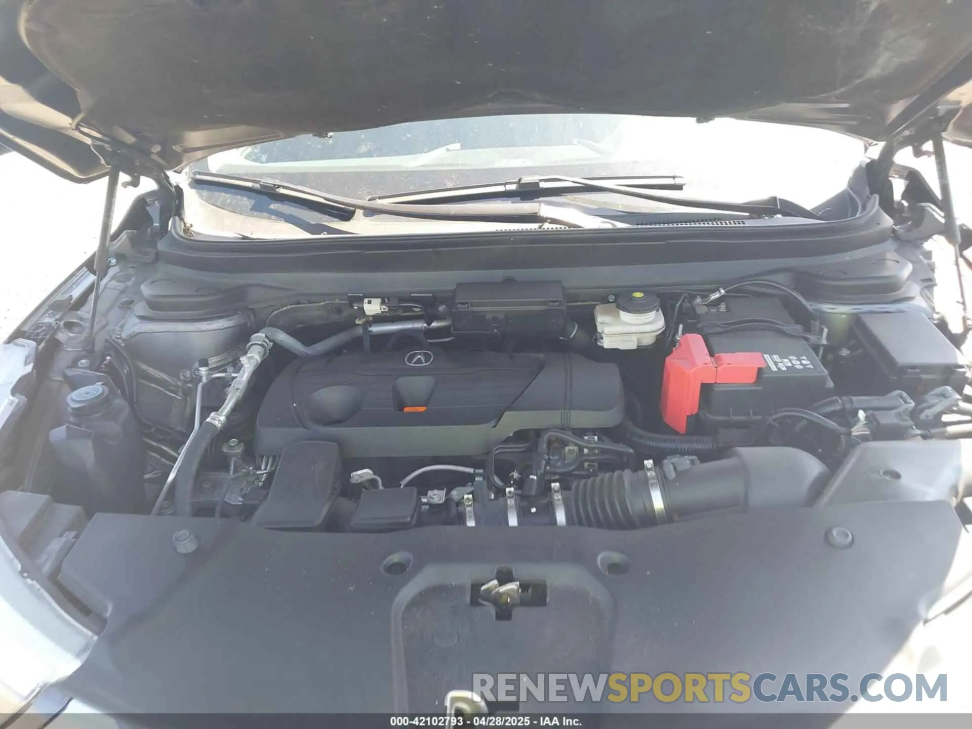 10 Photograph of a damaged car 5J8TC2H54LL019140 ACURA RDX 2020