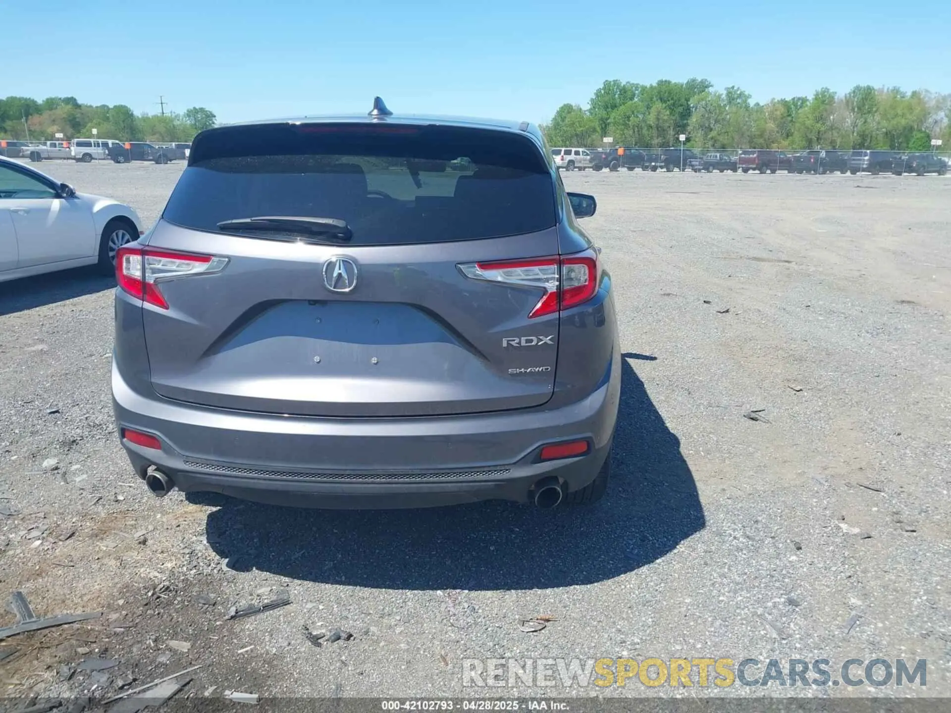 16 Photograph of a damaged car 5J8TC2H54LL019140 ACURA RDX 2020