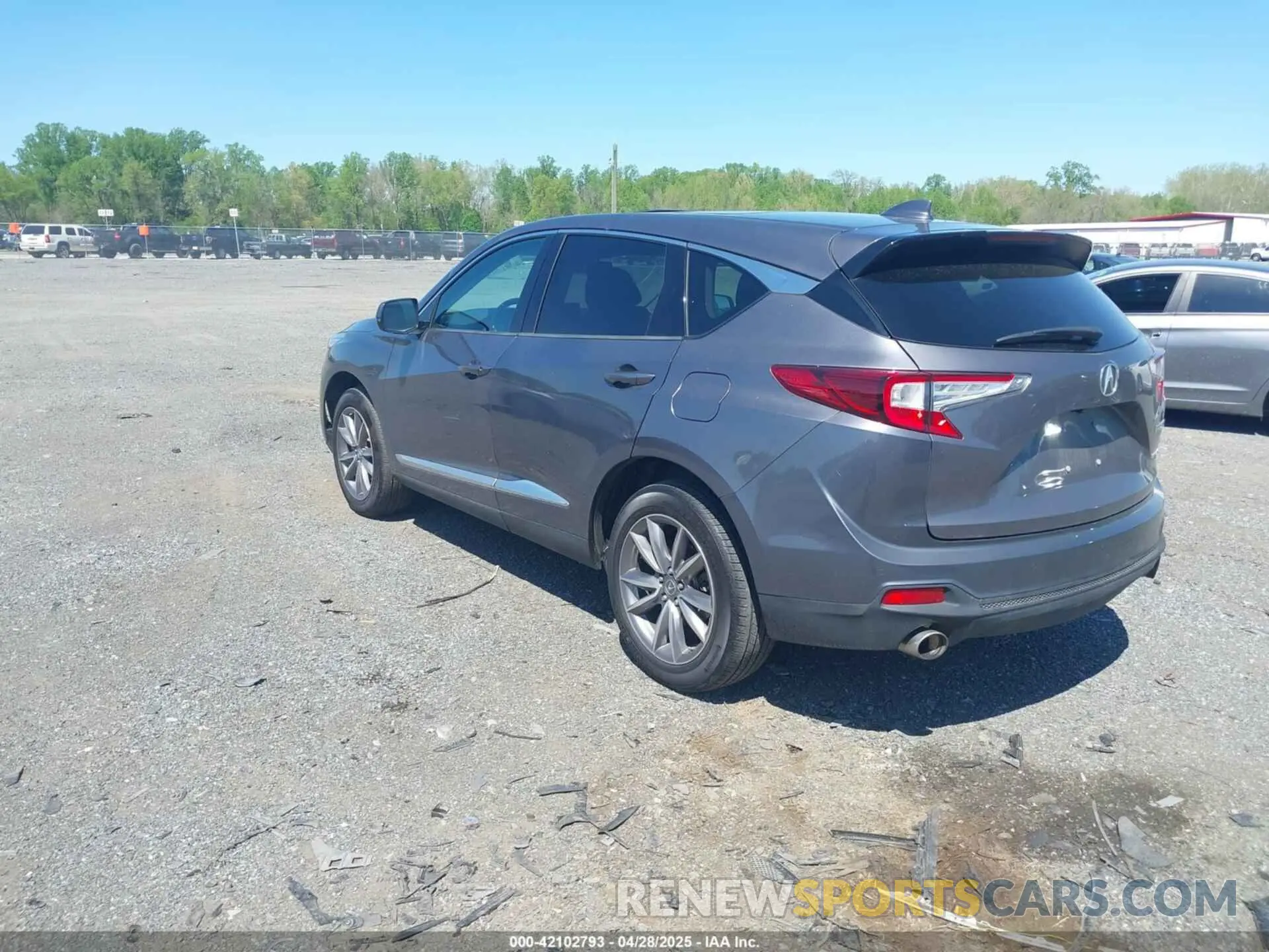 3 Photograph of a damaged car 5J8TC2H54LL019140 ACURA RDX 2020