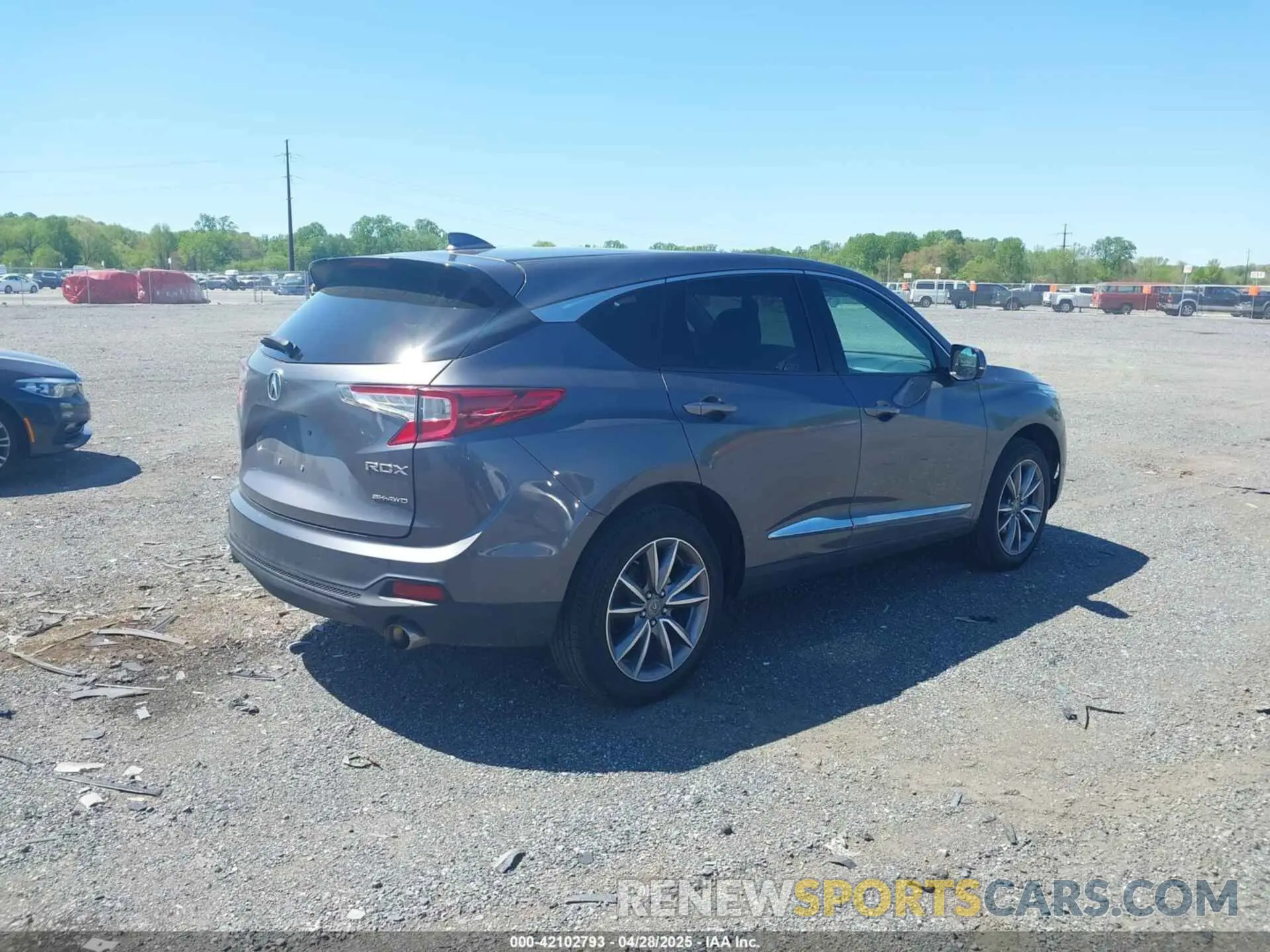 4 Photograph of a damaged car 5J8TC2H54LL019140 ACURA RDX 2020