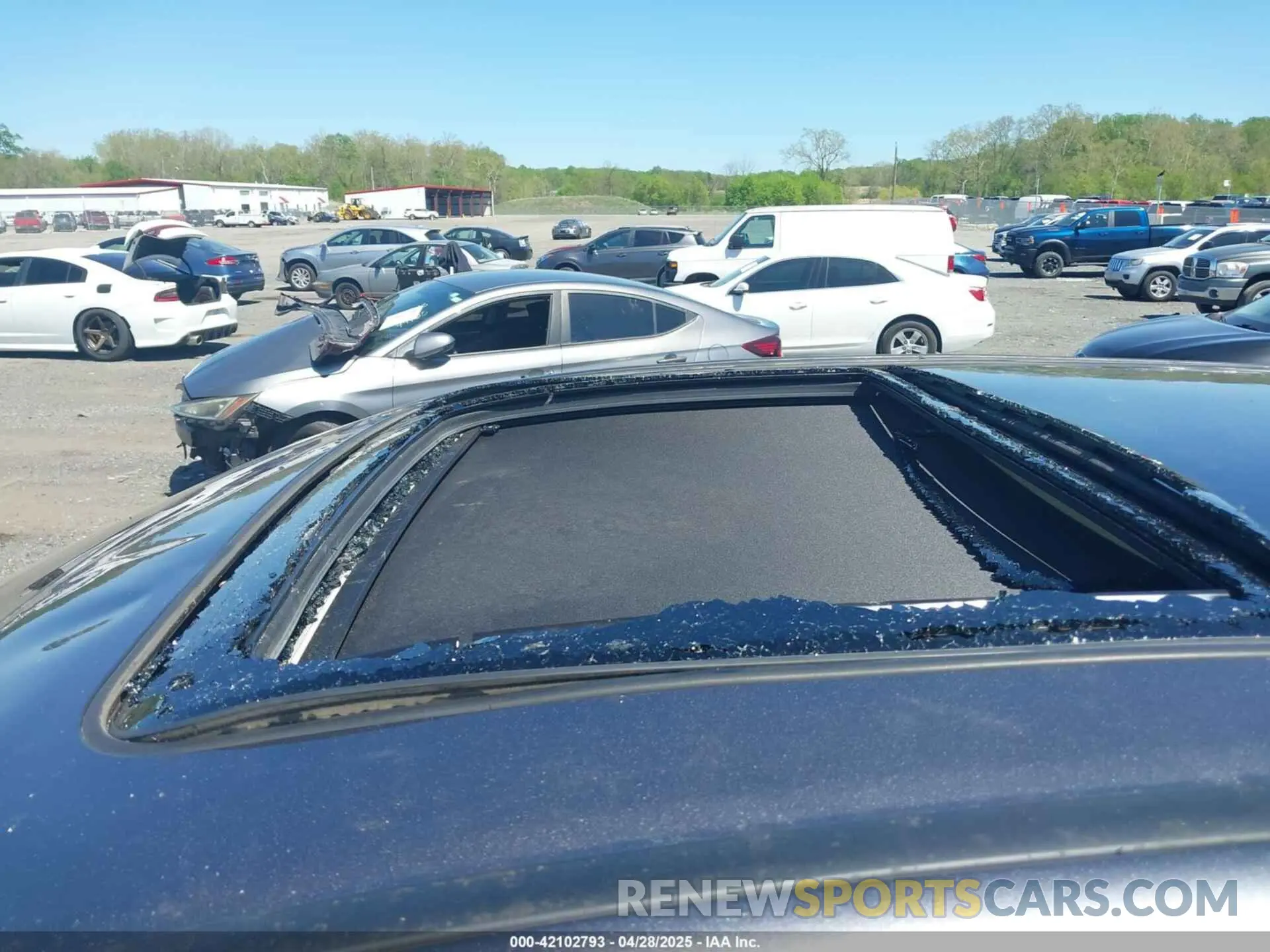 6 Photograph of a damaged car 5J8TC2H54LL019140 ACURA RDX 2020