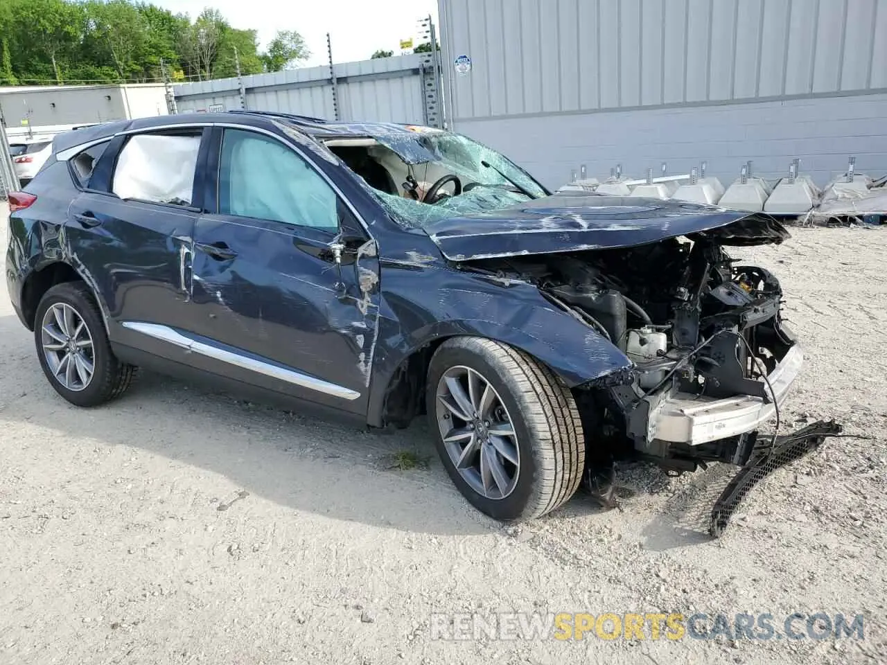 4 Photograph of a damaged car 5J8TC2H56LL007877 ACURA RDX 2020